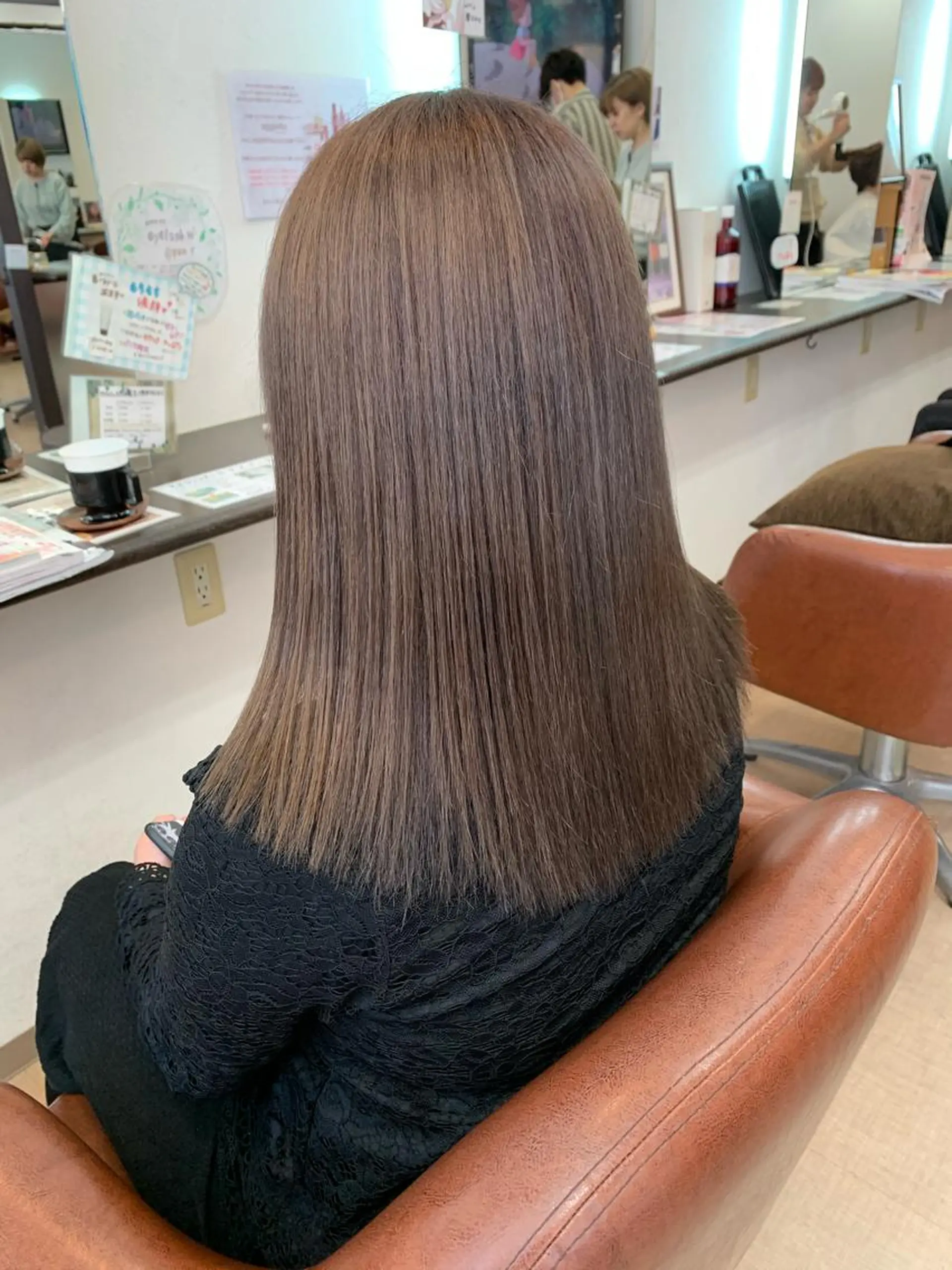 セミロング カラー i'll.所属・i'll.代表 KOHSEIのヘアスタイル