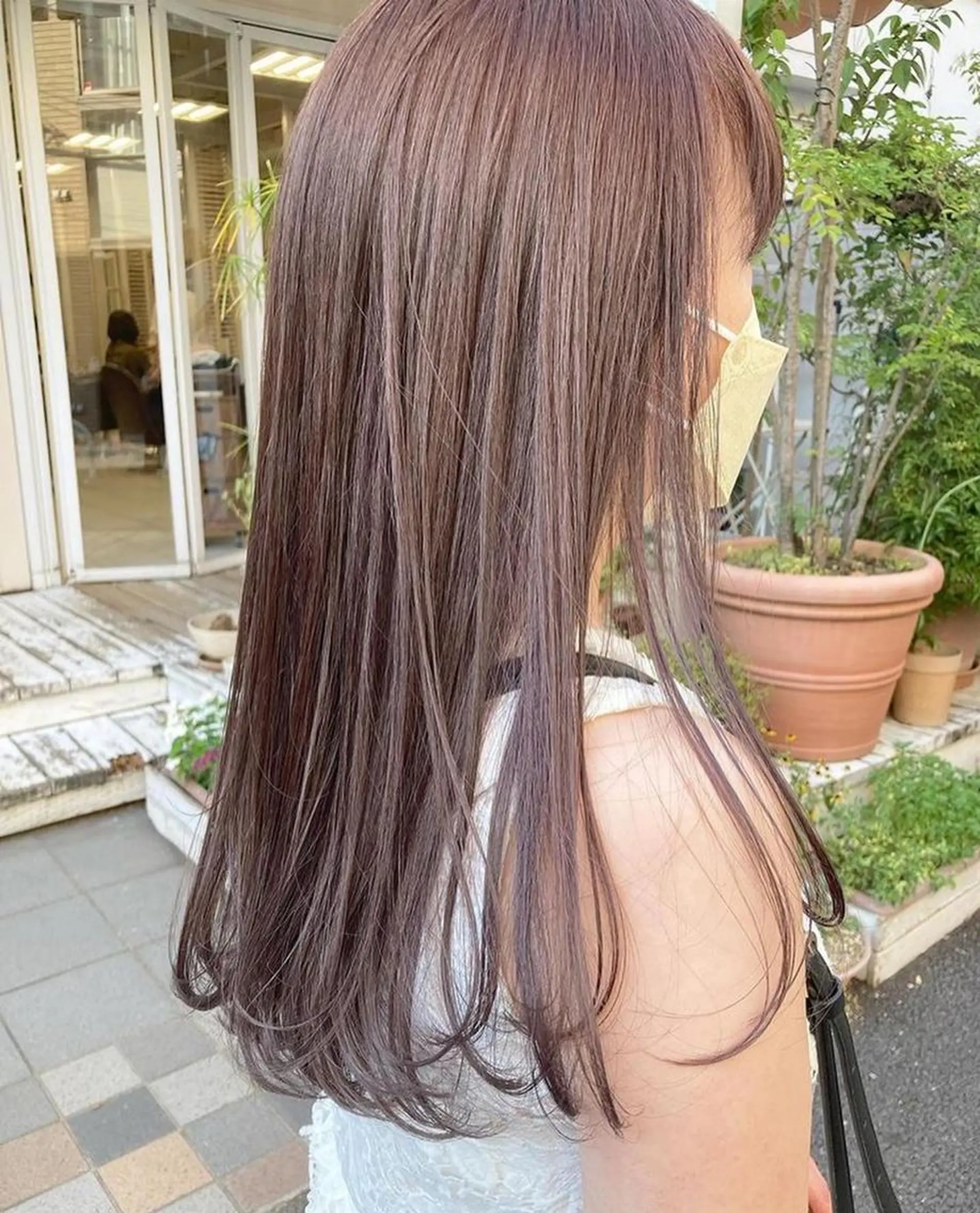 ミディアム カラー ヘアアレンジ ベージュカラー 透明感カラー グラデーションカラー ハイライトカラー ハイトーンカラー 韓国/髪質改善💘 櫻井かれんのヘアスタイル