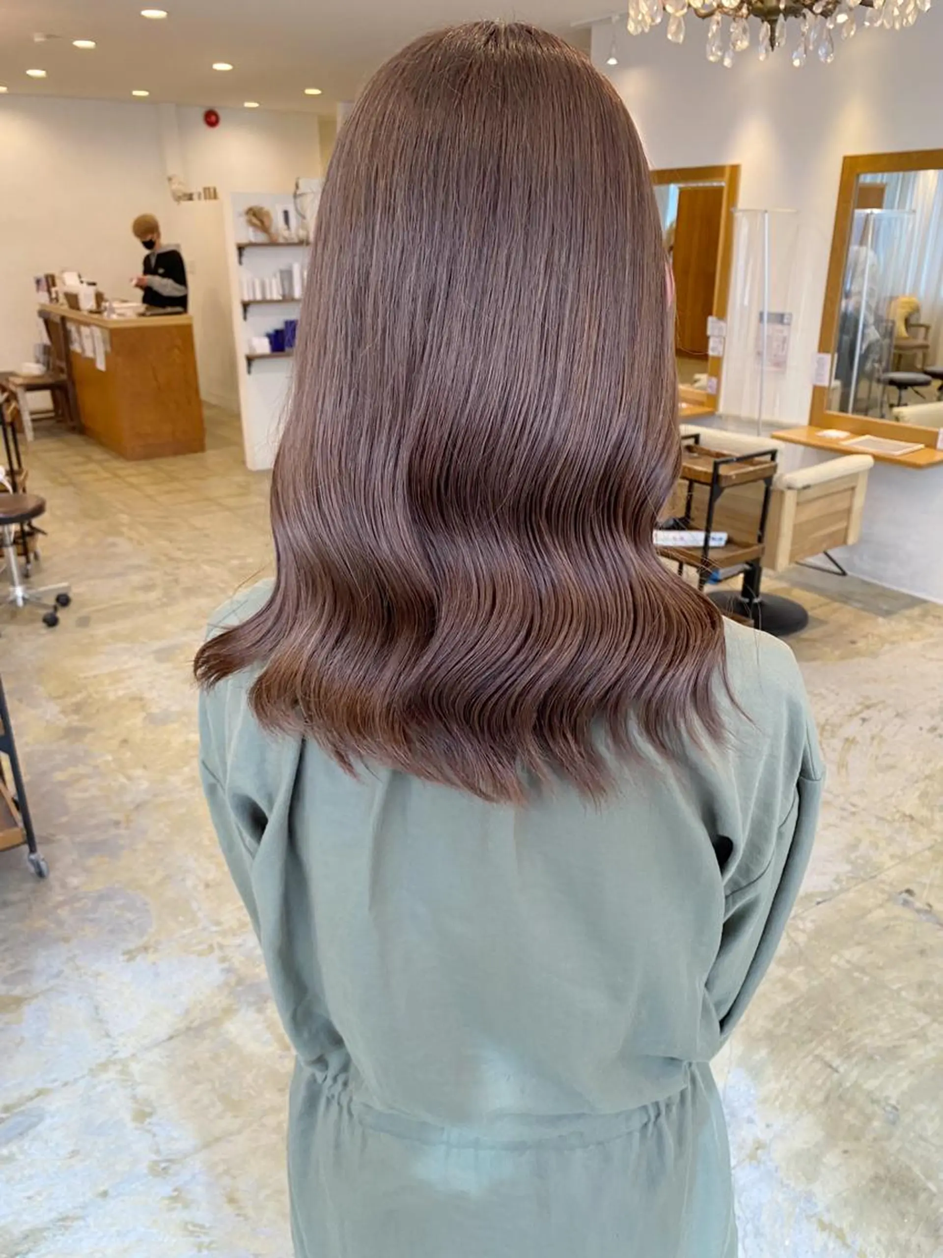 セミロング カラー ベージュカラー モカベージュ 🌈モリグチ ケイスケ🦄のヘアスタイル