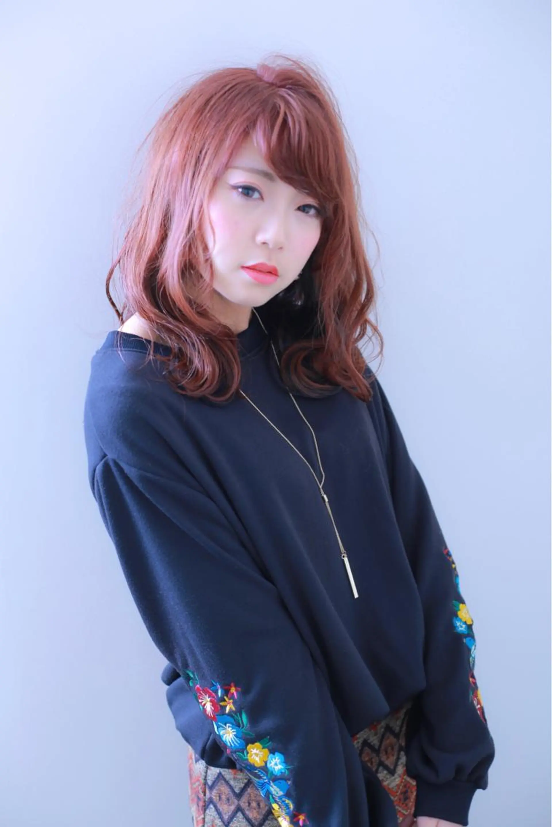 ロング 伊藤 裕貴のヘアスタイル