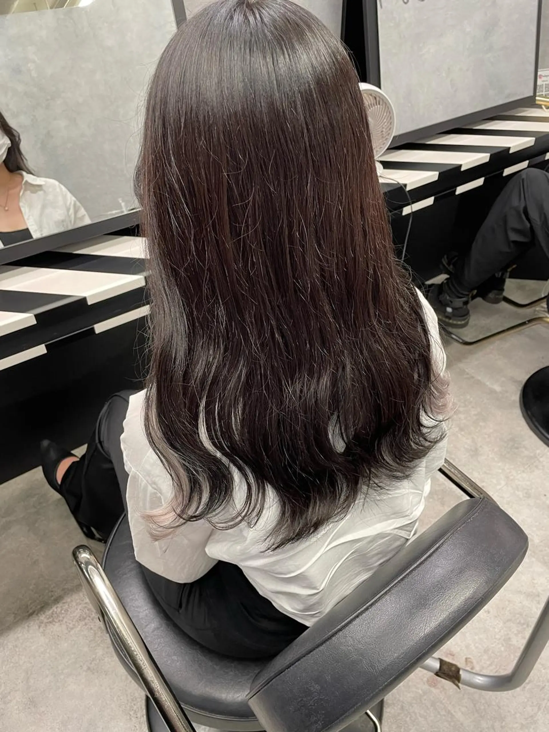 ロング エクステ Hui.所属・縮毛矯正・髪質改善 特化 出納 直起のヘアスタイル