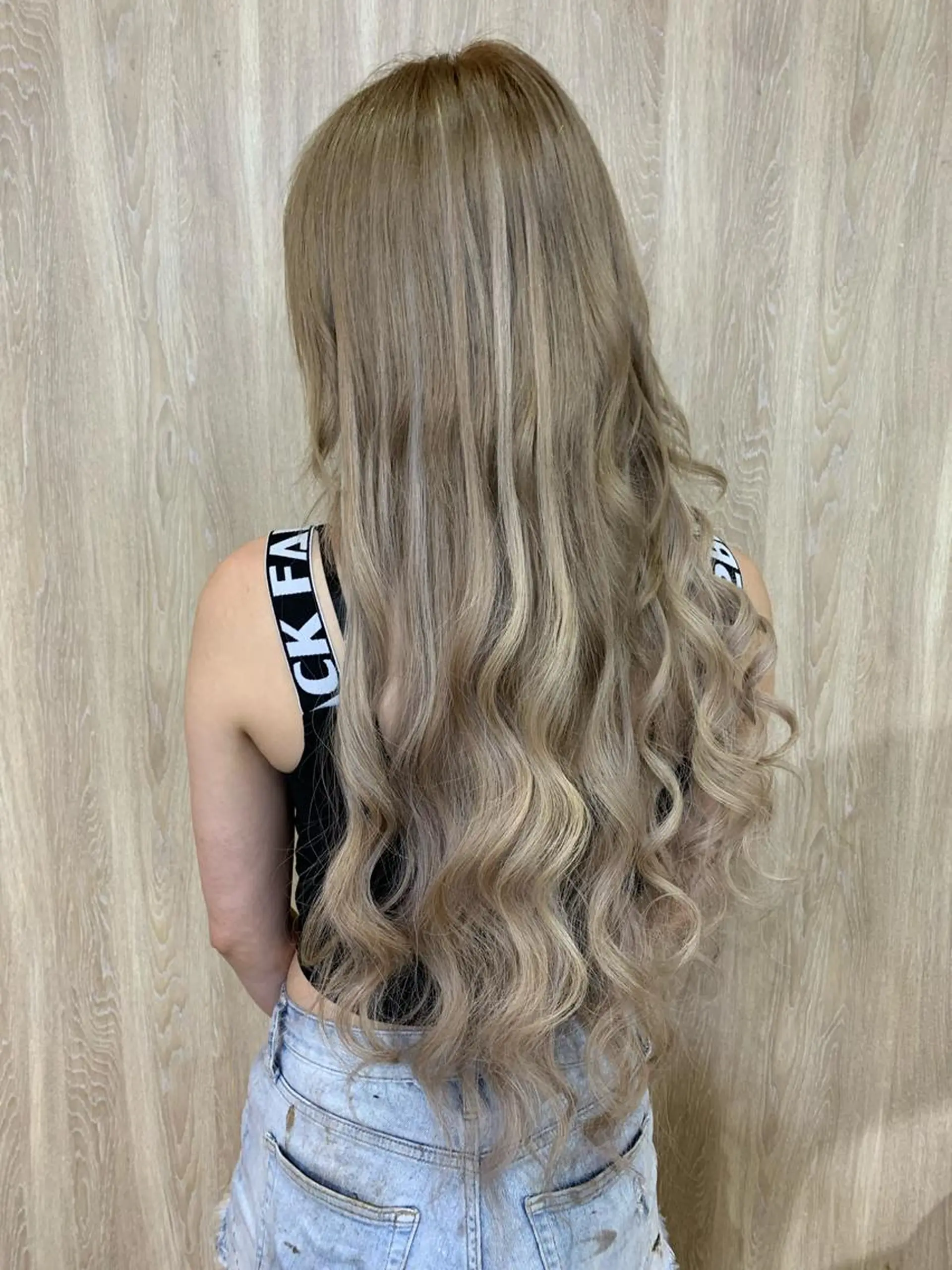 ロング ハイトーン✨艶髪💘 💘 AYANO💘のヘアスタイル