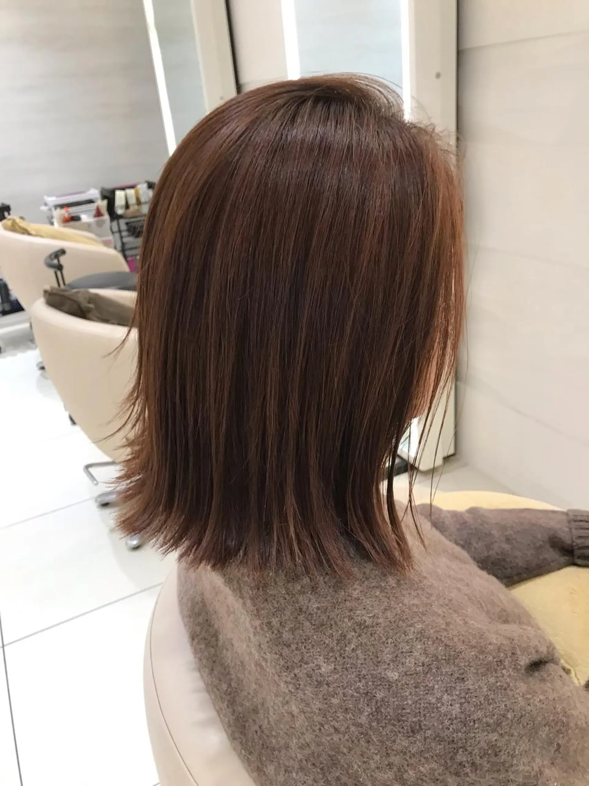 ショート カラー 石田 優菜のヘアスタイル