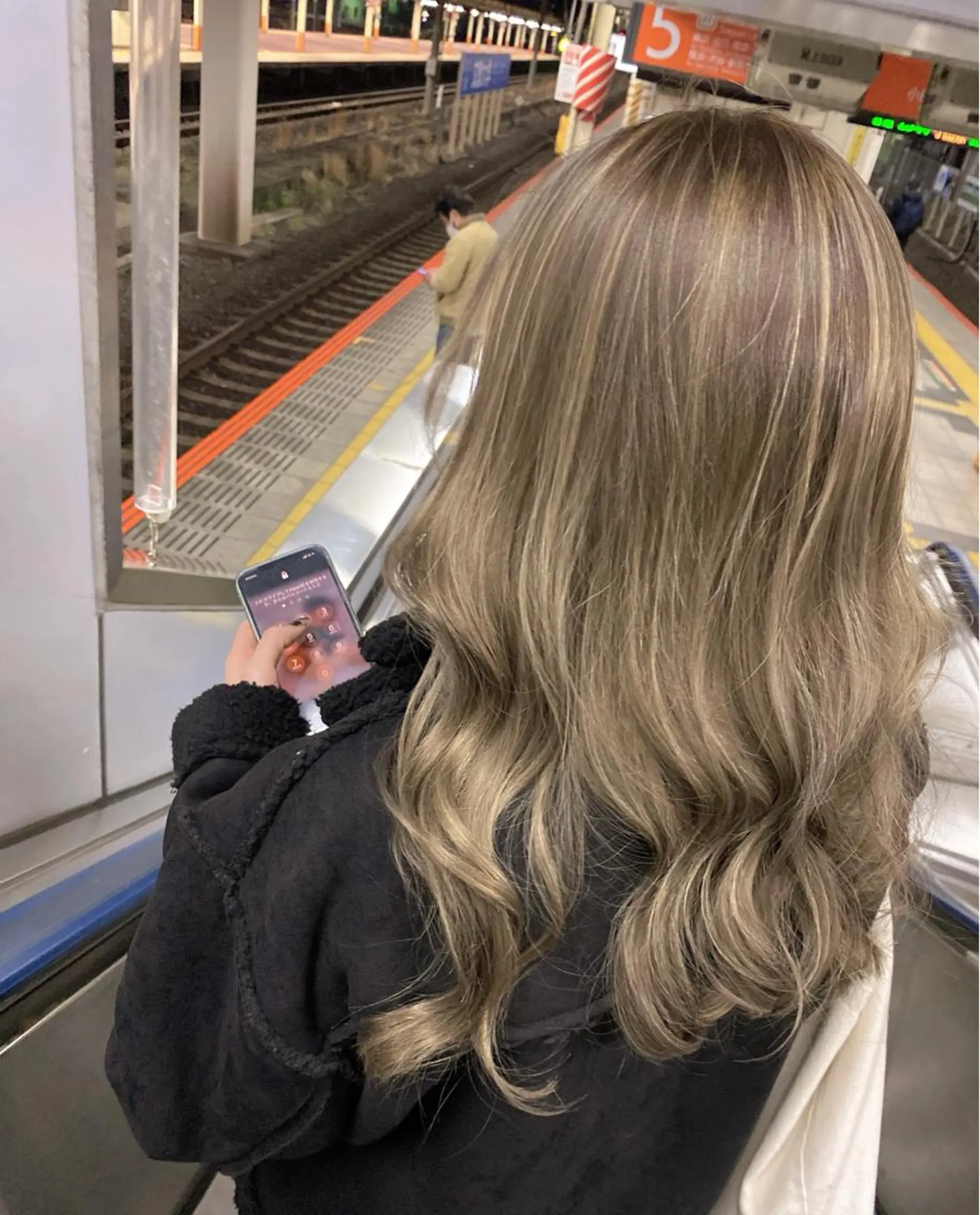 ロング attrait店長/ 柿本理沙のヘアスタイル