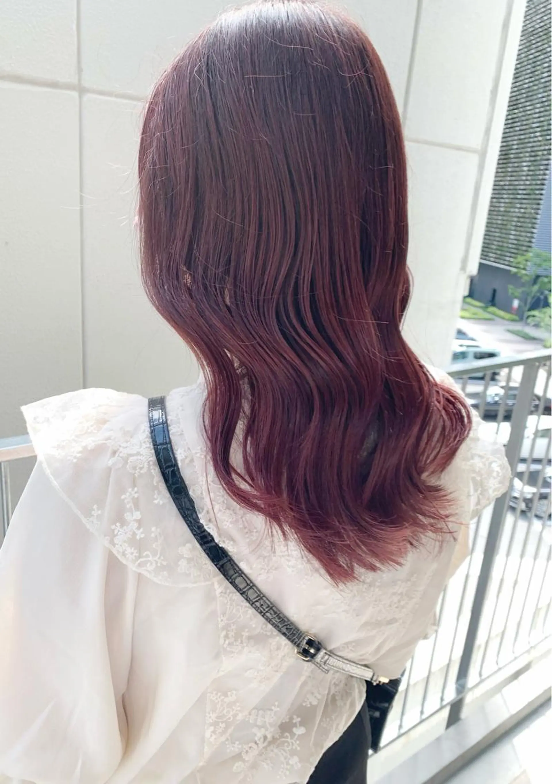 セミロング カラー ピンクカラー 樫原裕二 /柔らかいカラーのヘアスタイル