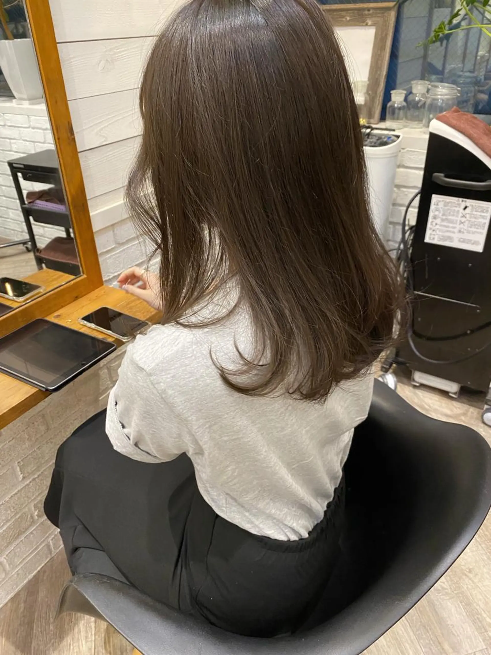 セミロング カラー アッシュ アッシュグレー アッシュグレージュ 透明感カラー グレージュ 🌟アレンジが似合う カラー🌟Rumiのヘアスタイル