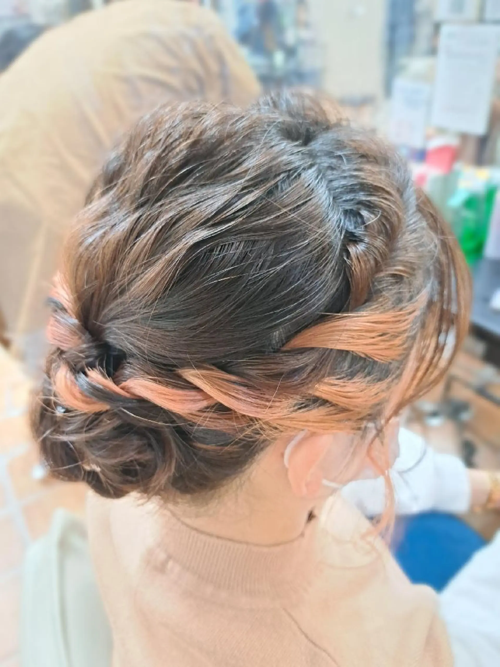 ヘアアレンジ ミディアム 💜𝑳𝑼𝑵𝑨 🌻母良田愛美🌻のヘアスタイル