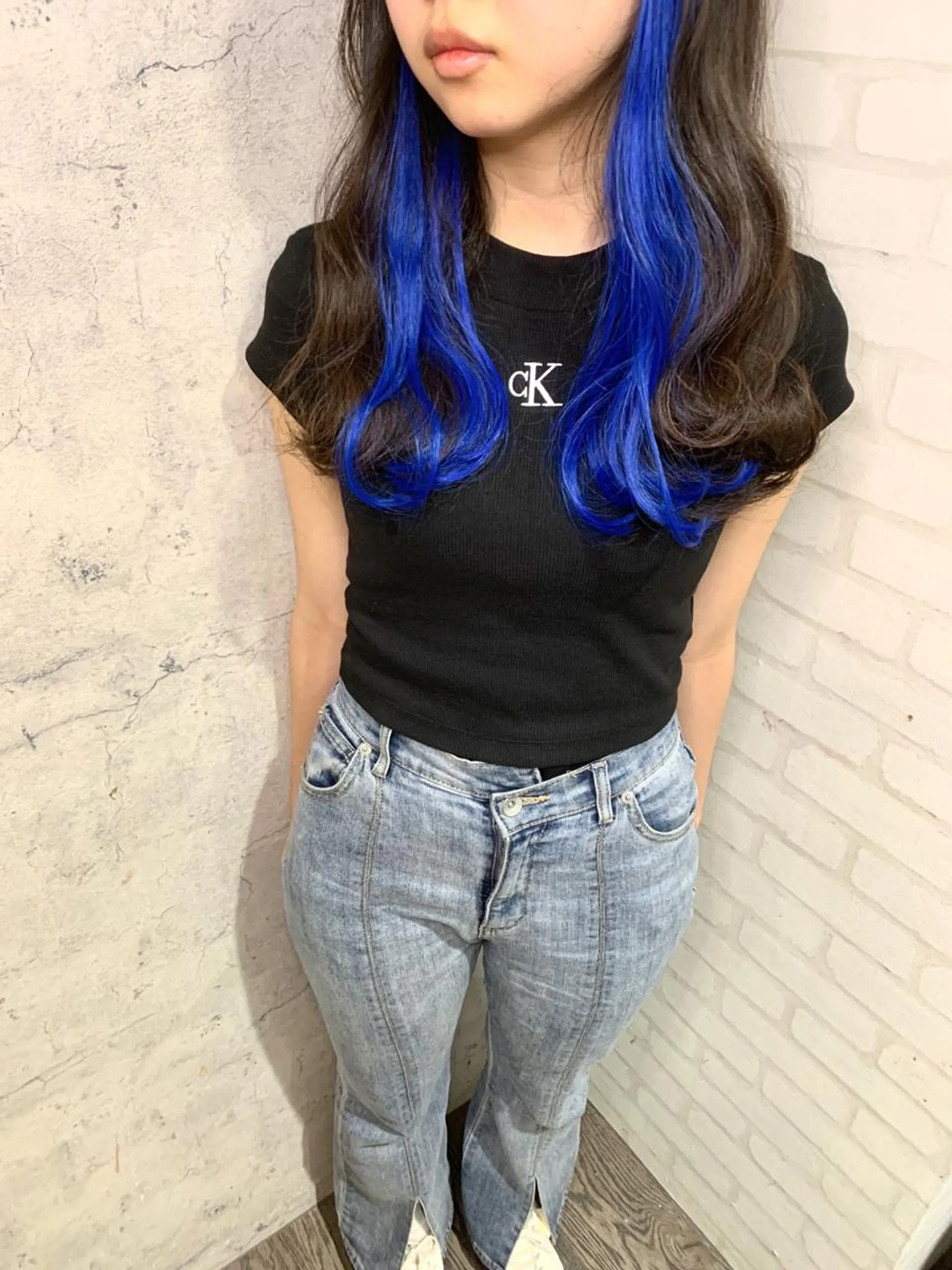 ミディアム カラー シールエクステ ブルーカラー エクステ エクステ KAZUMAのヘアスタイル