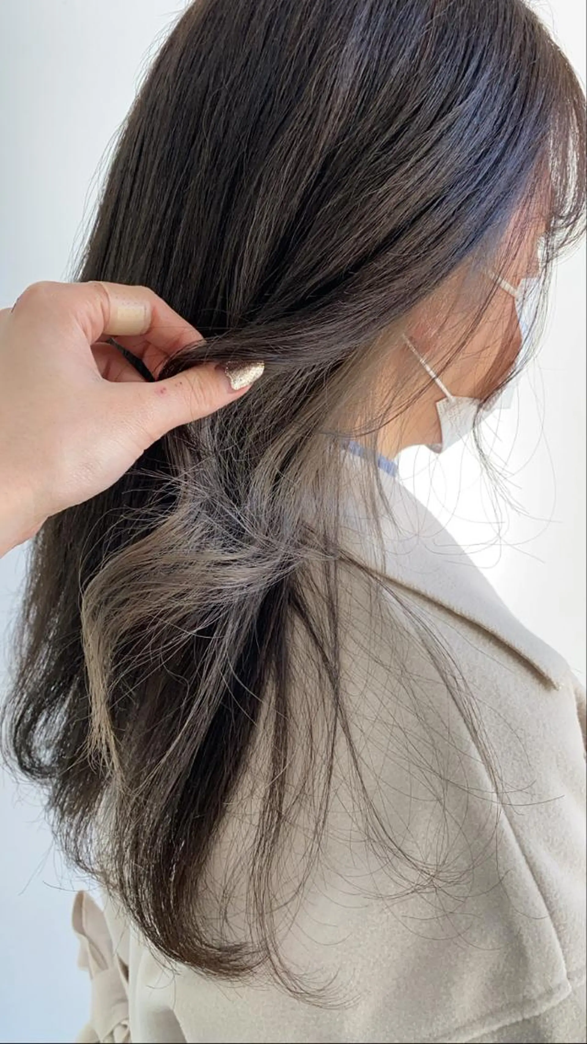 セミロング カラー ベージュカラー ホワイトベージュ レイヤー/ハイトーン 🧸SENAのヘアスタイル