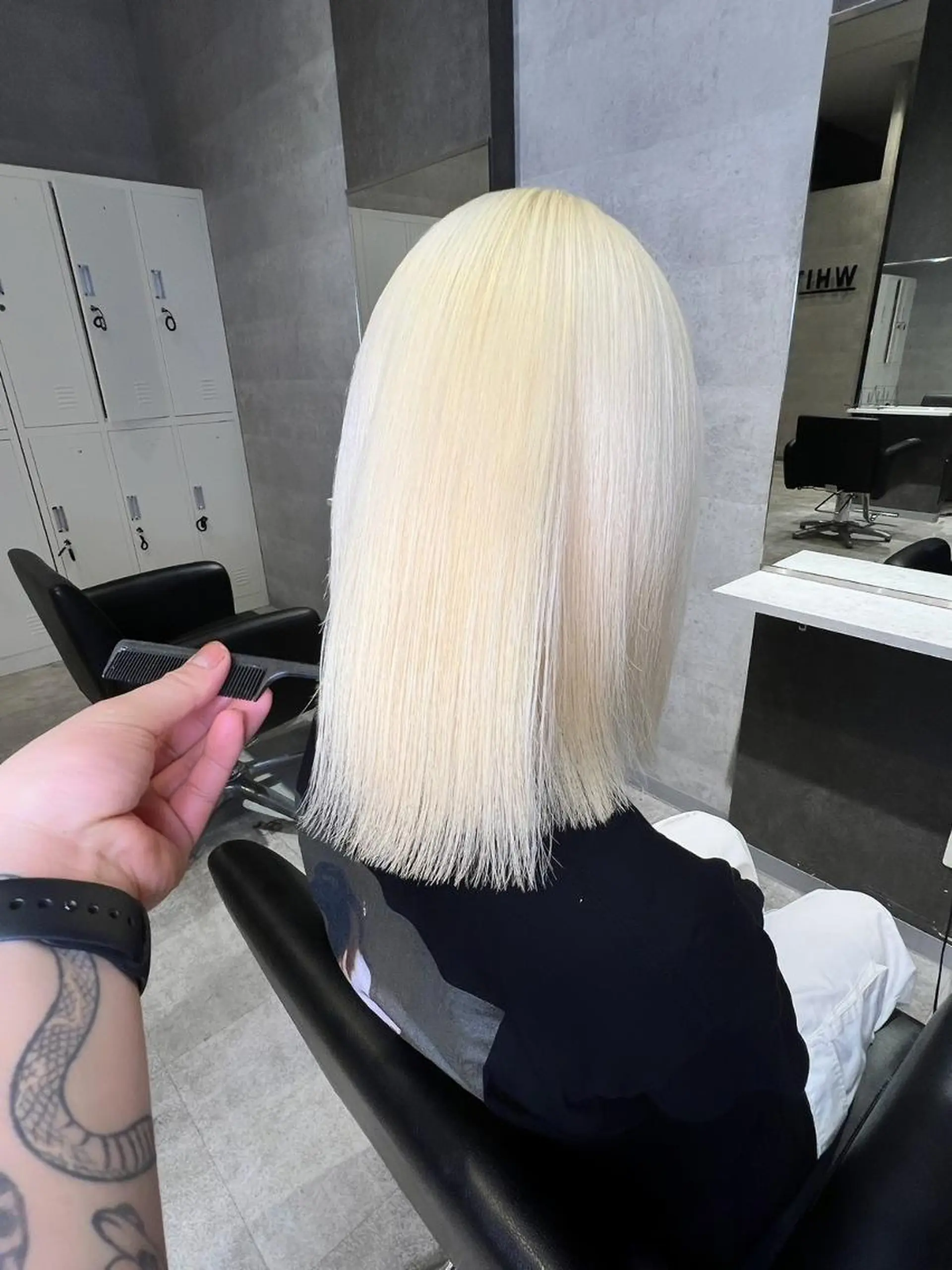 ミディアム 外国人風カラー ハイライト 髪質改善 似合わせカット トリートメント カット ヘアカラー トリートメント BUCKS【天王寺】 バックス【駅30秒】のヘアスタイル