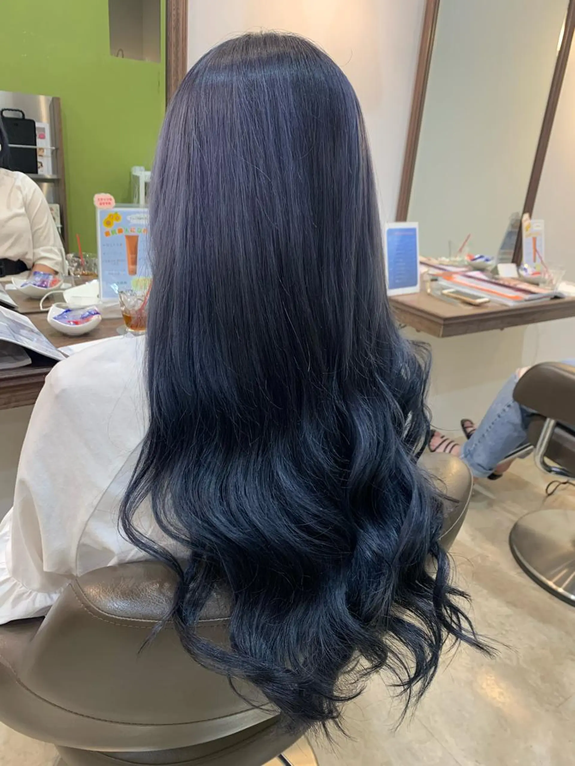 ロング カラー ヘアアレンジ 黒髪 ブルーカラー ブルーブラック ecru🕊️堀内 眞帆のヘアスタイル