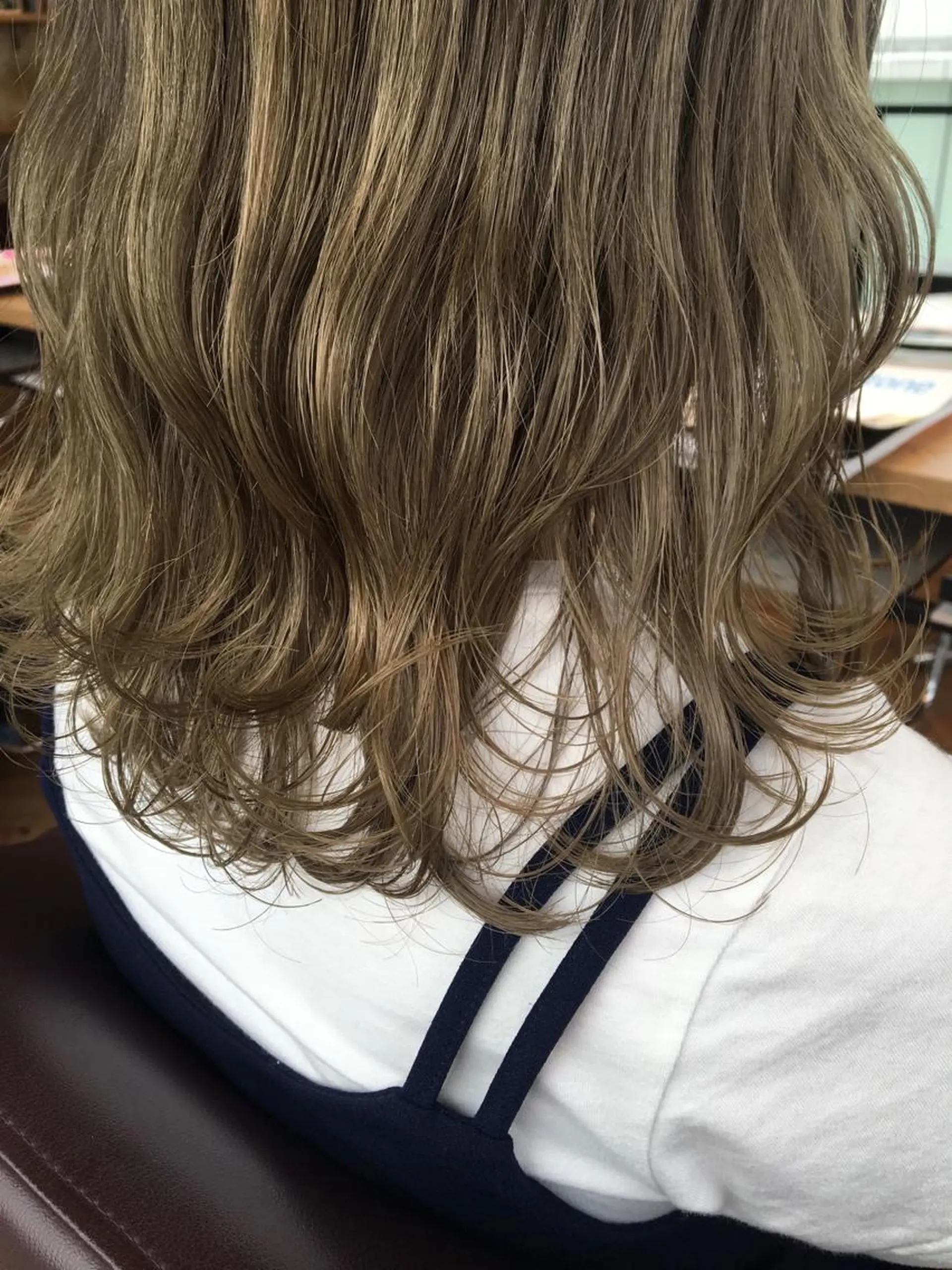 セミロング カラー ヘアアレンジ ベージュカラー ヘアカラー トリートメント NANA／trend style🕊🍑のヘアスタイル