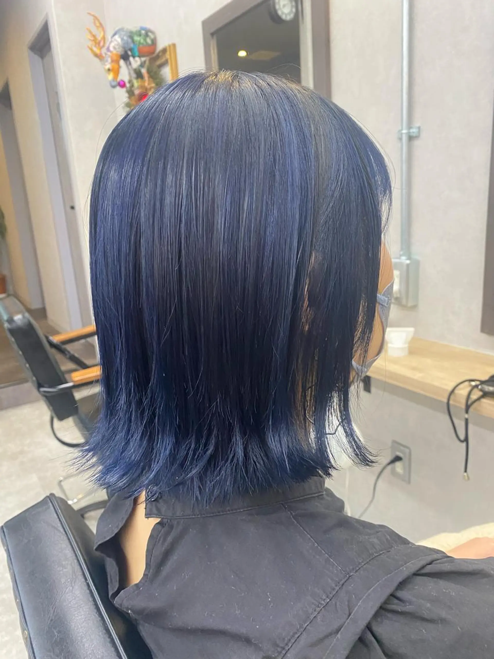 ショート カラー ブルーカラー ヘアカラー tetote天王寺店所属・SHOTA 大人ショートのヘアスタイル