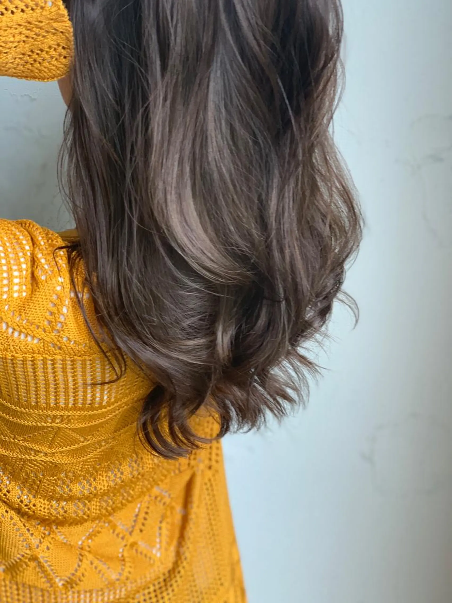 ロング カラー アディクシーカラー ベージュカラー 透明感カラー グレージュ ハイライトカラー ♦️髪質改善♦️ 【CHERIM】福島のヘアスタイル