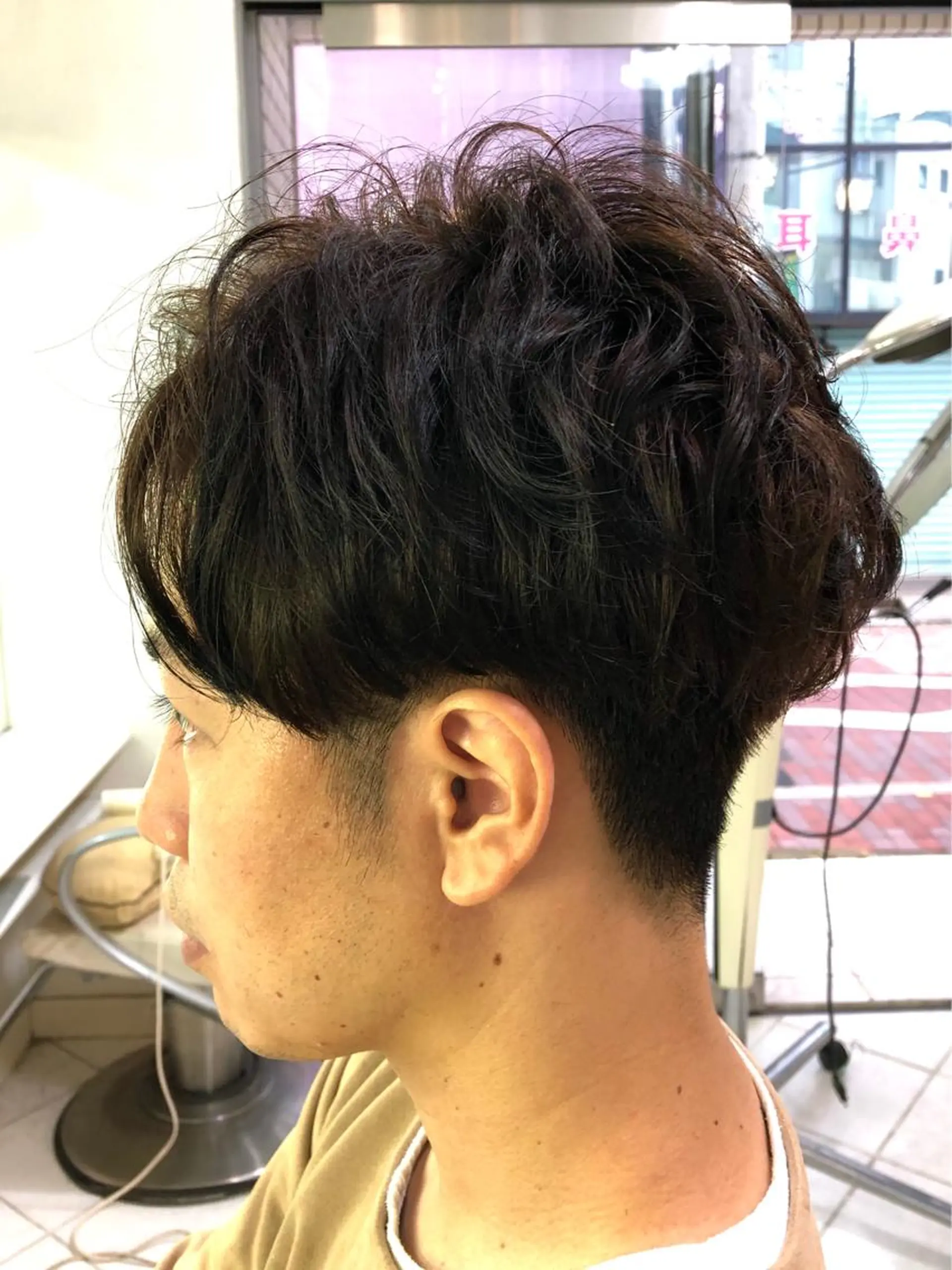 ショート パーマ メンズ 保住 亮太のヘアスタイル