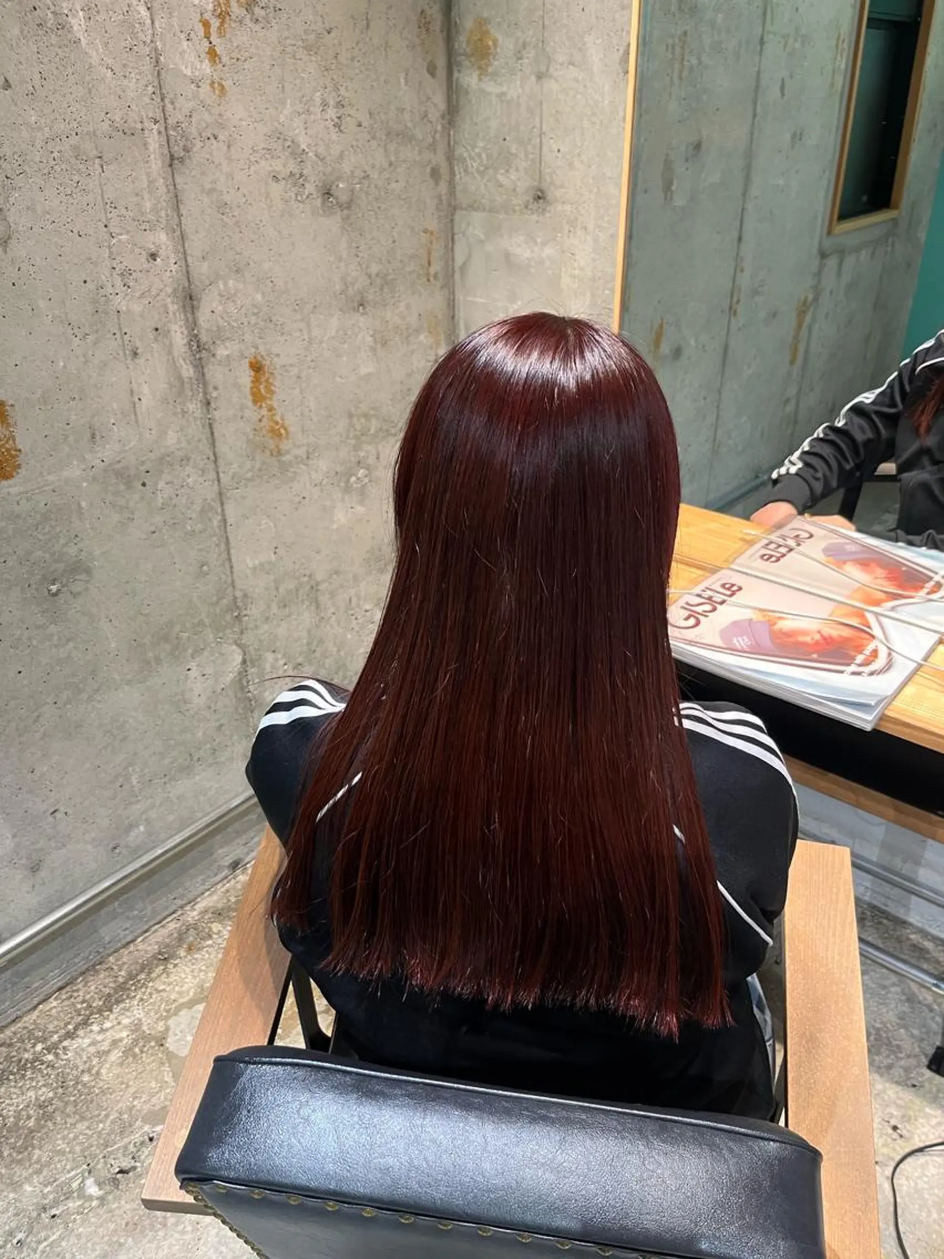 カラー LOAVE AOYAMA所属・カット無料airi airiのヘアスタイル