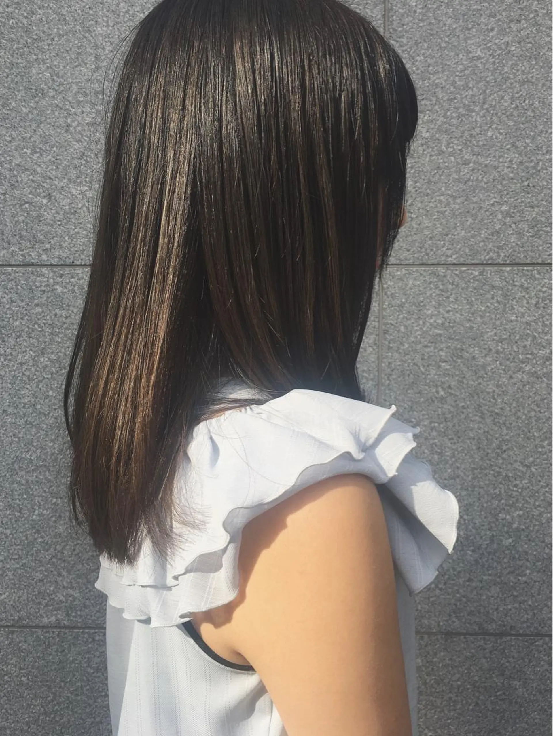 セミロング カラー カット 縮毛矯正 酒井 麻里のヘアスタイル