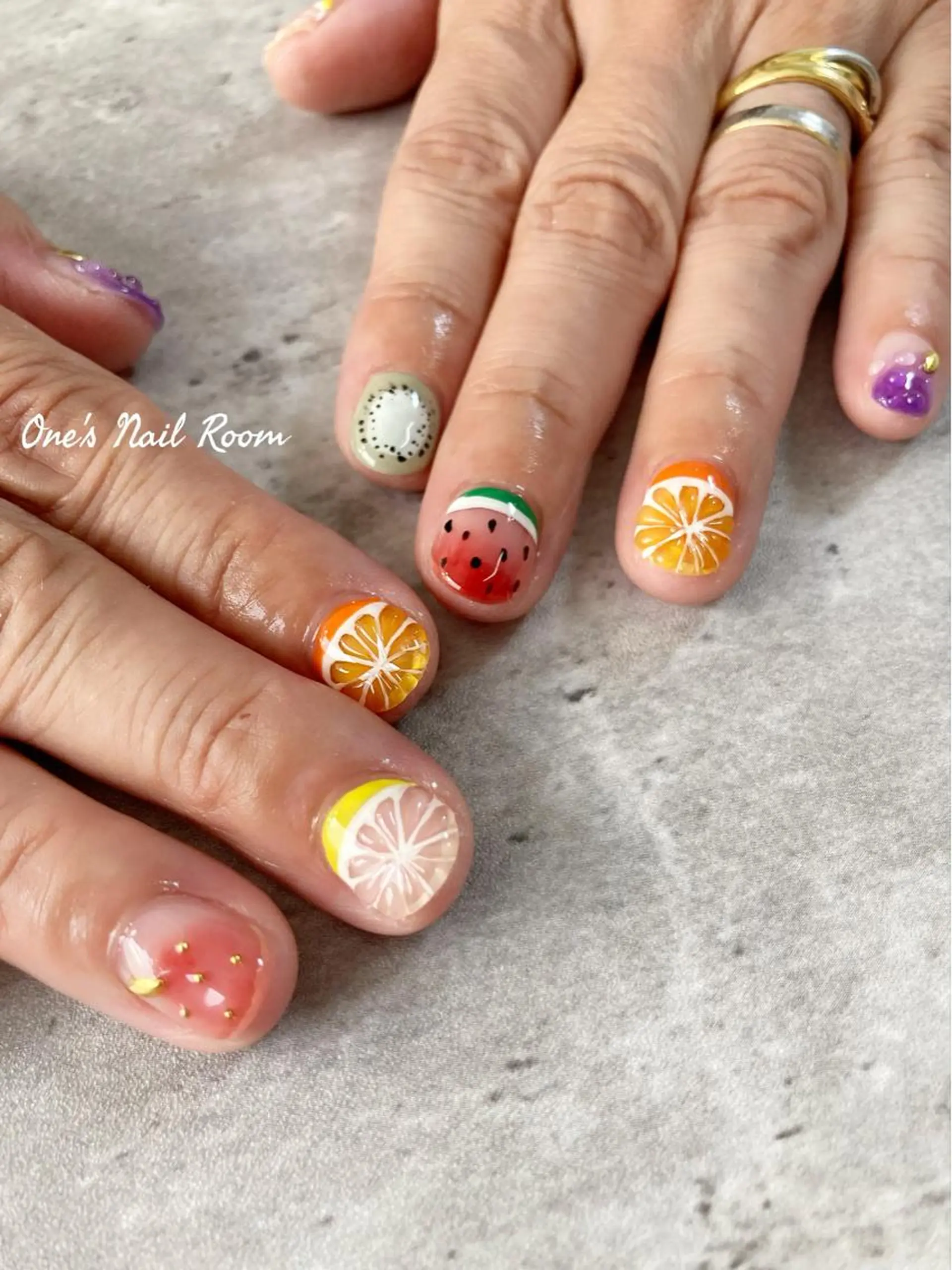 ネイル ハンドネイル One's Nail Roomのネイルデザイン