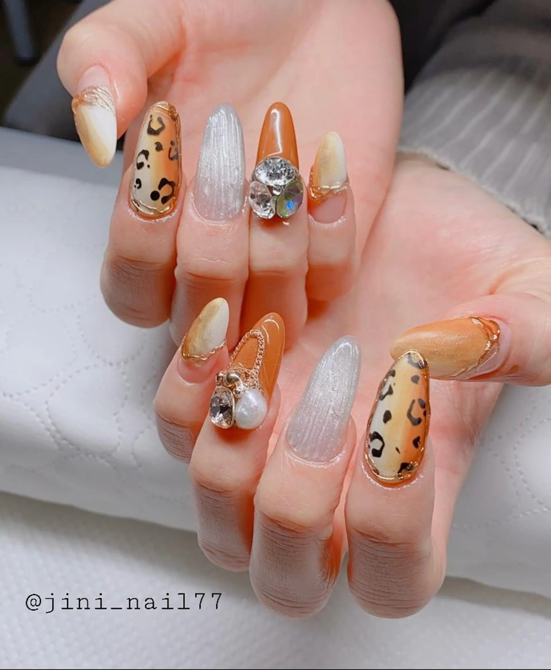 ネイル ハンドネイル JINI NAIL所属・ジニ ネイルのネイルデザイン