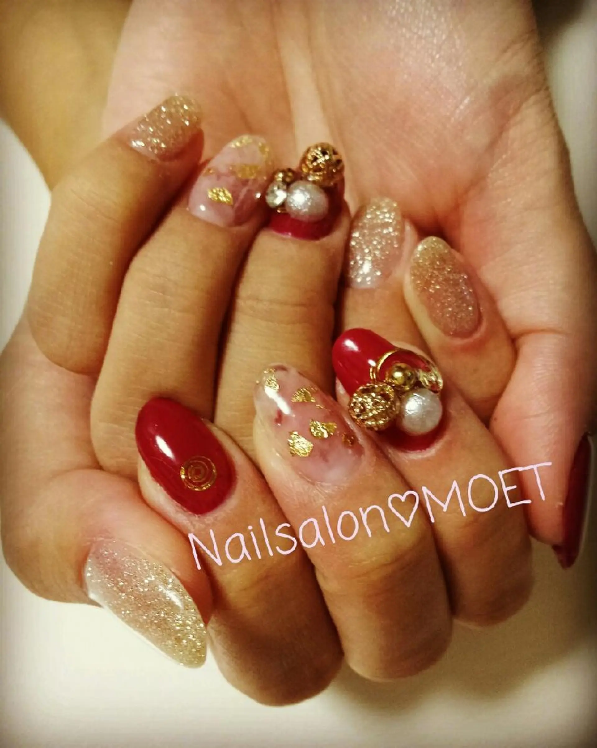 ネイル ボルドー ゴールド ラメ(グリッター) 大理石ネイル(マーブル) 齋藤 あゆみのネイルデザイン