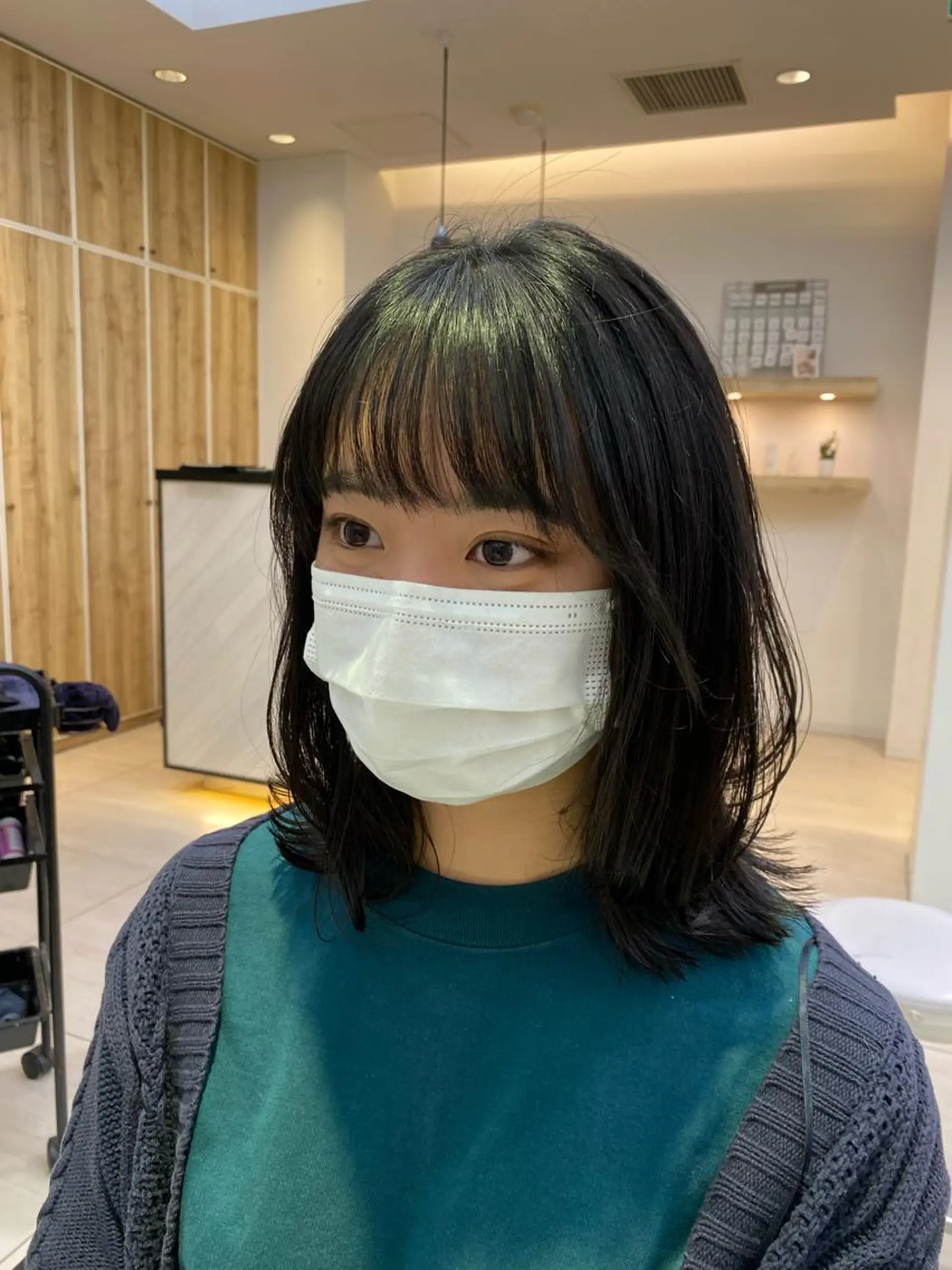 ミディアム apishAOYAMA所属・土門 茜のヘアスタイル