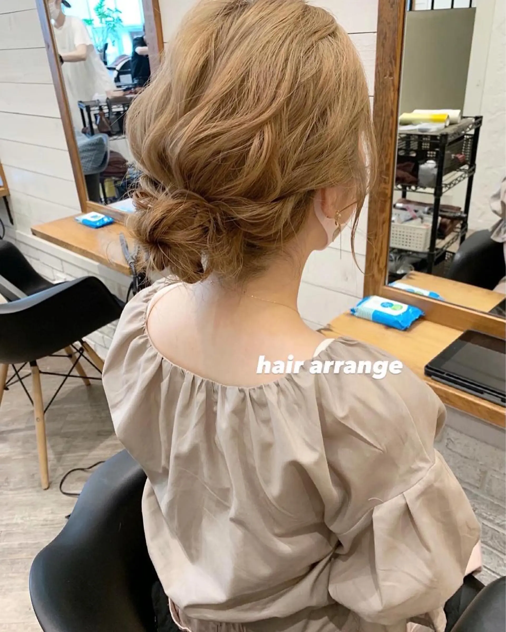 セミロング ヘアアレンジ 🌟アレンジが似合う カラー🌟Rumiのヘアスタイル