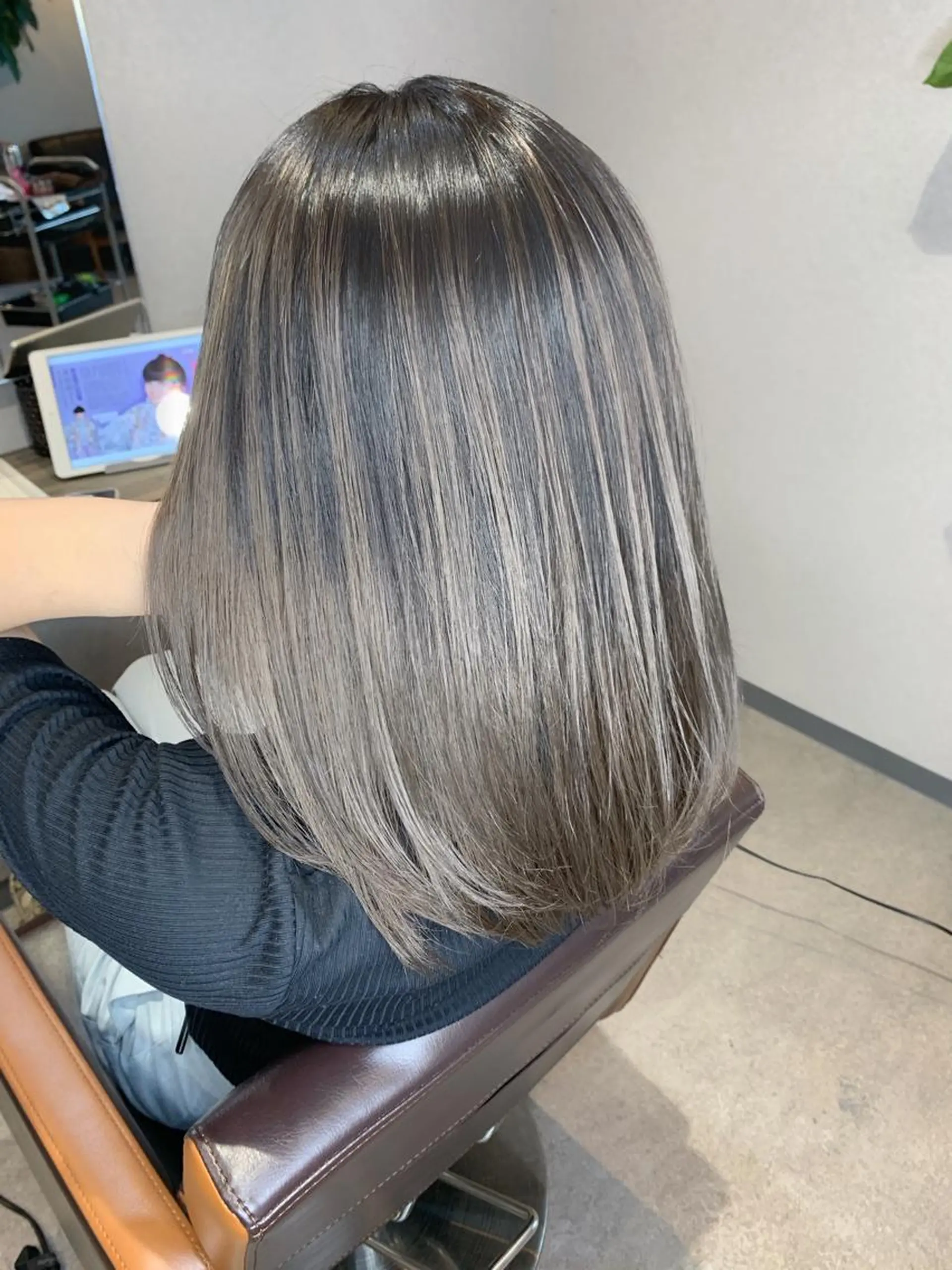 ミディアム カラー 山本 貴弘のヘアスタイル