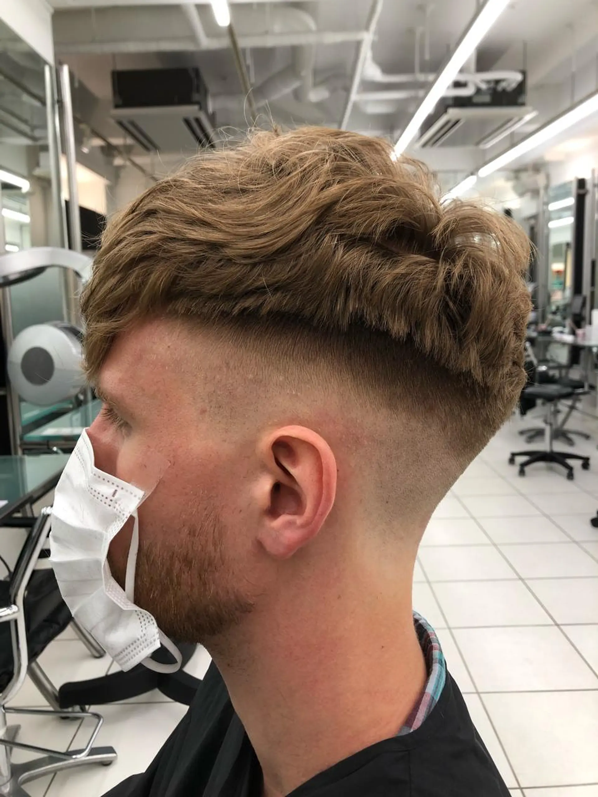 ショート 木志 望美のヘアスタイル