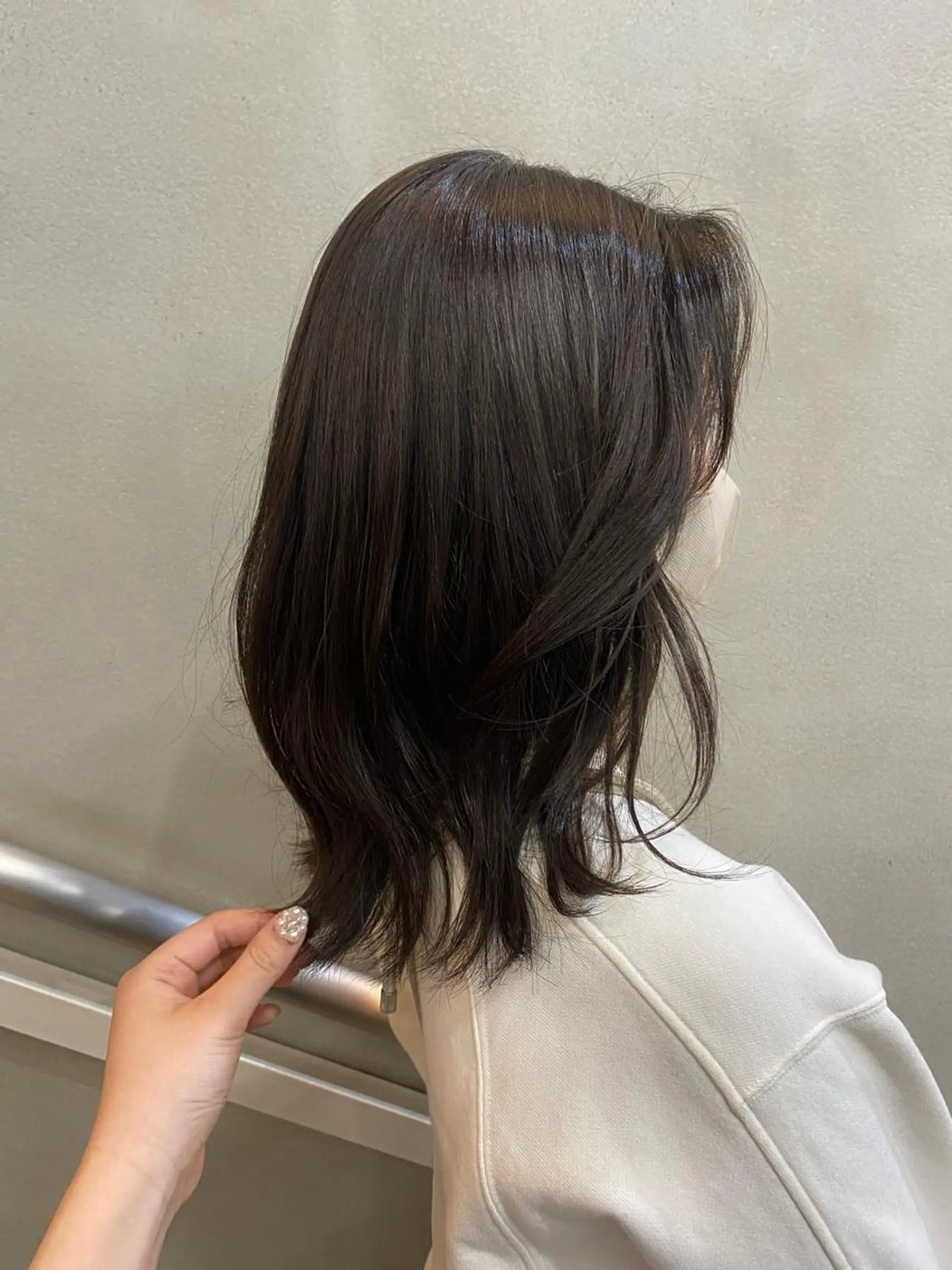ミディアム カラー 艶髪に✧ / 透明感 カラー / 冨成のヘアスタイル