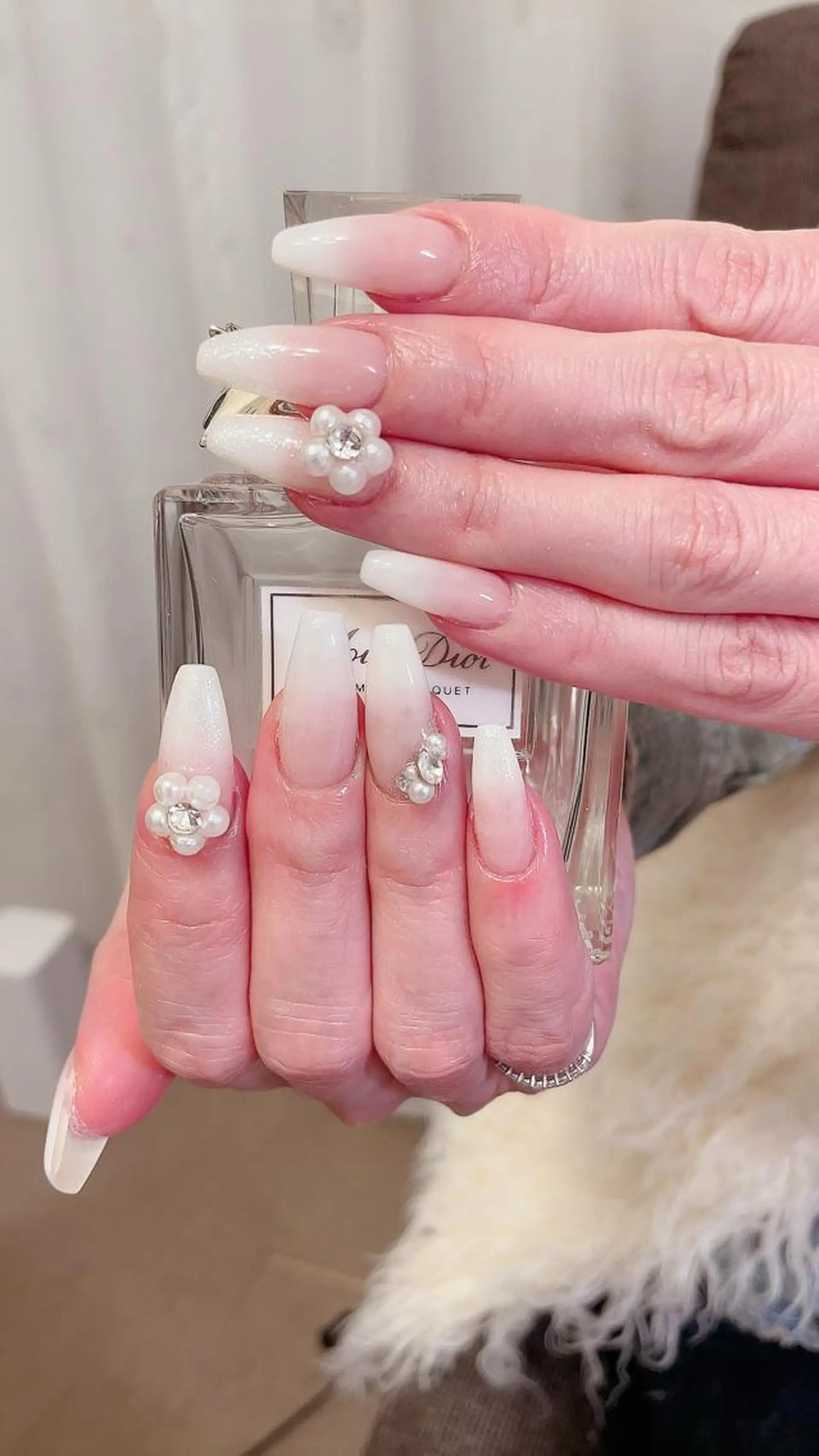 ロング カラー ネイル Petite Cannelle所属・Petite Cannelleのネイルデザイン