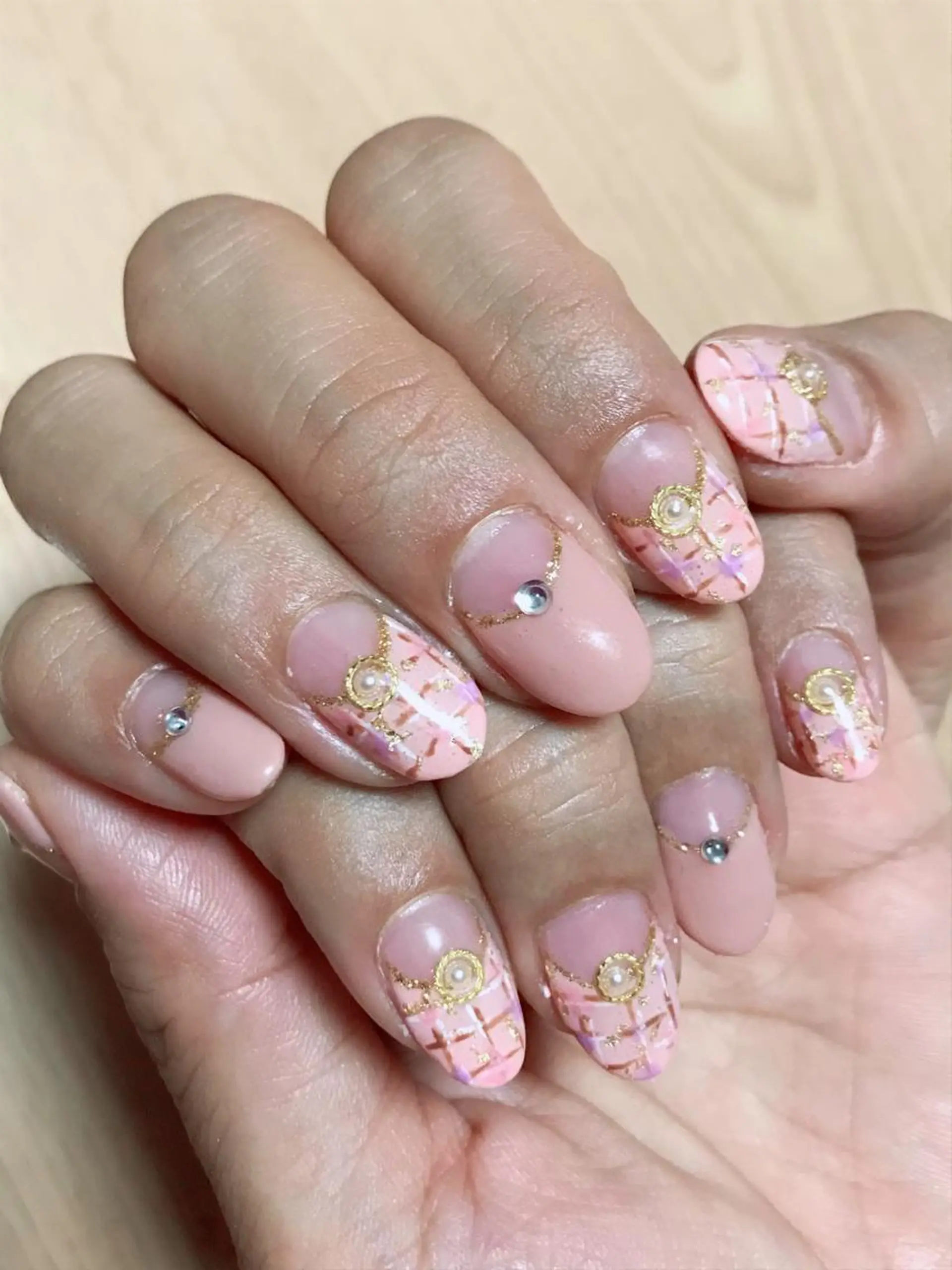 ネイル TSmile所属・プライベートサロン ☺︎Tsmile☺︎のネイルデザイン