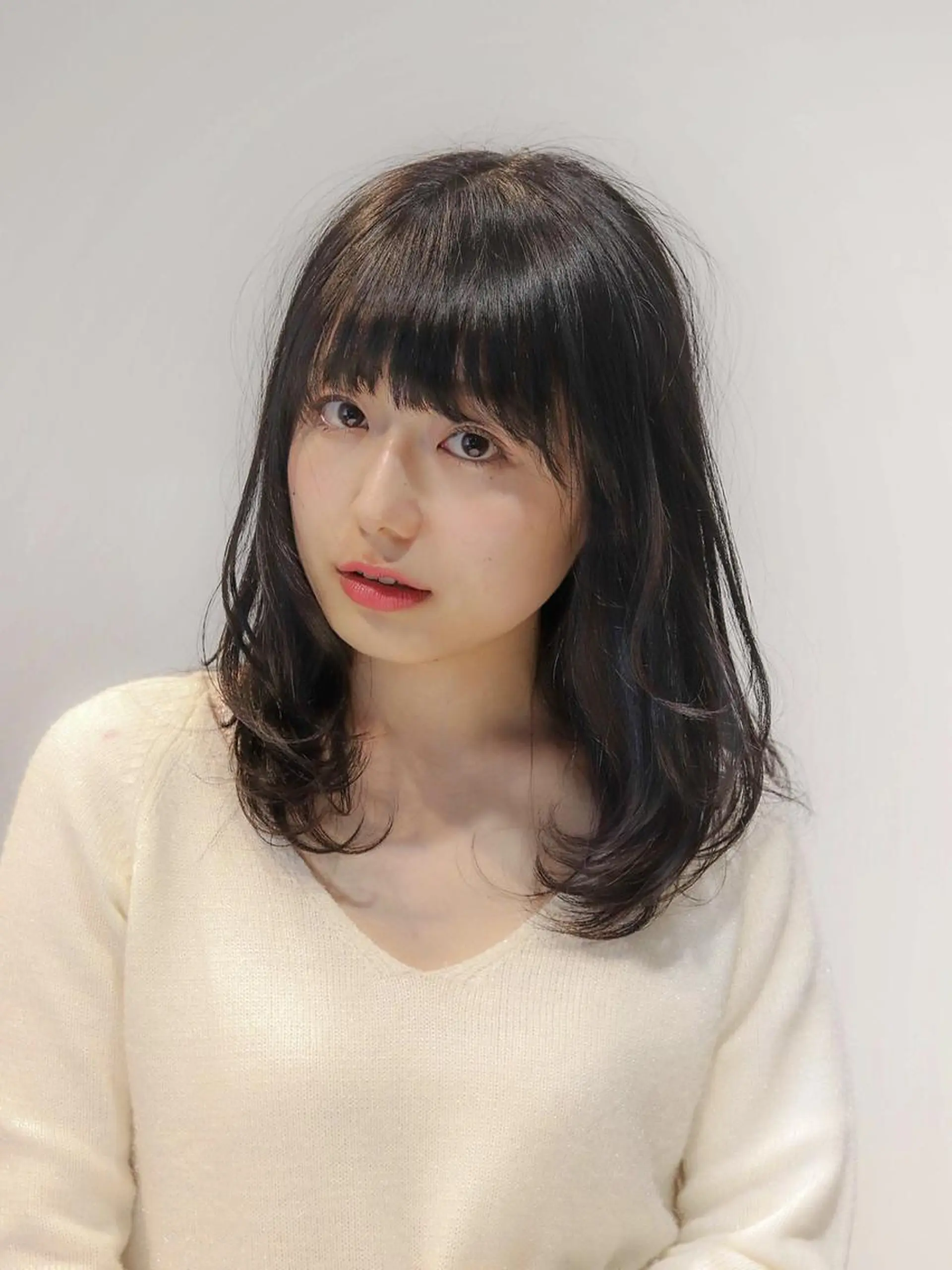 セミロング ヘアアレンジ ボブ くせ毛 斜めバング 外国人風カラー 伸ばしかけ カット ヘアカラー トリートメント 髪質改善🌈縮毛矯正 荻原　達矢のヘアスタイル