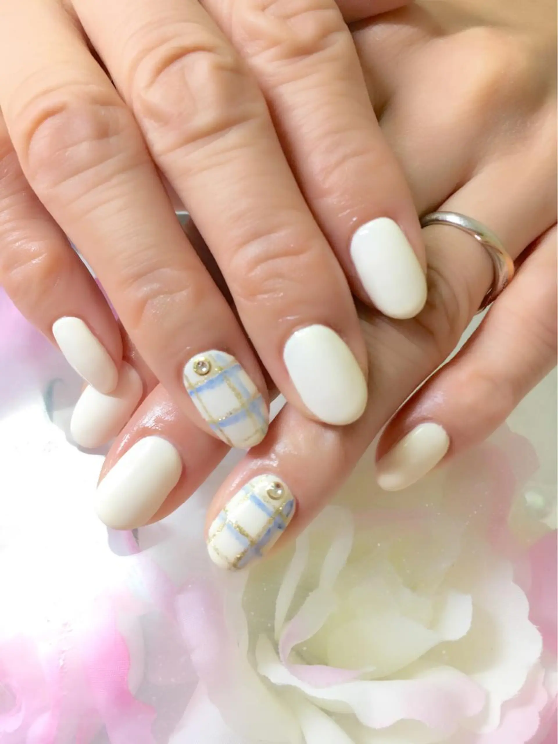 ネイル フットネイル ジェルネイル パラジェル 冬ネイル clover nailのネイルデザイン