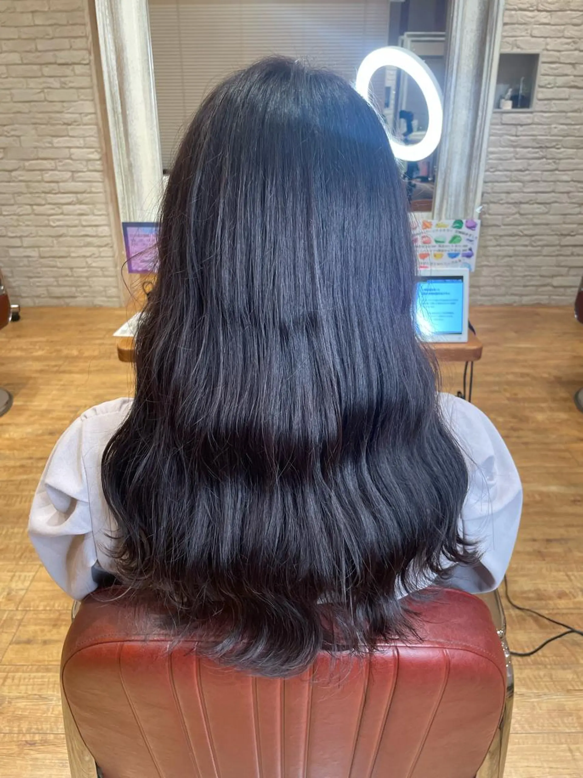 カラー アッシュ ラベンダーカラー ラベンダーアッシュ MINDS LINO Reinaのヘアスタイル