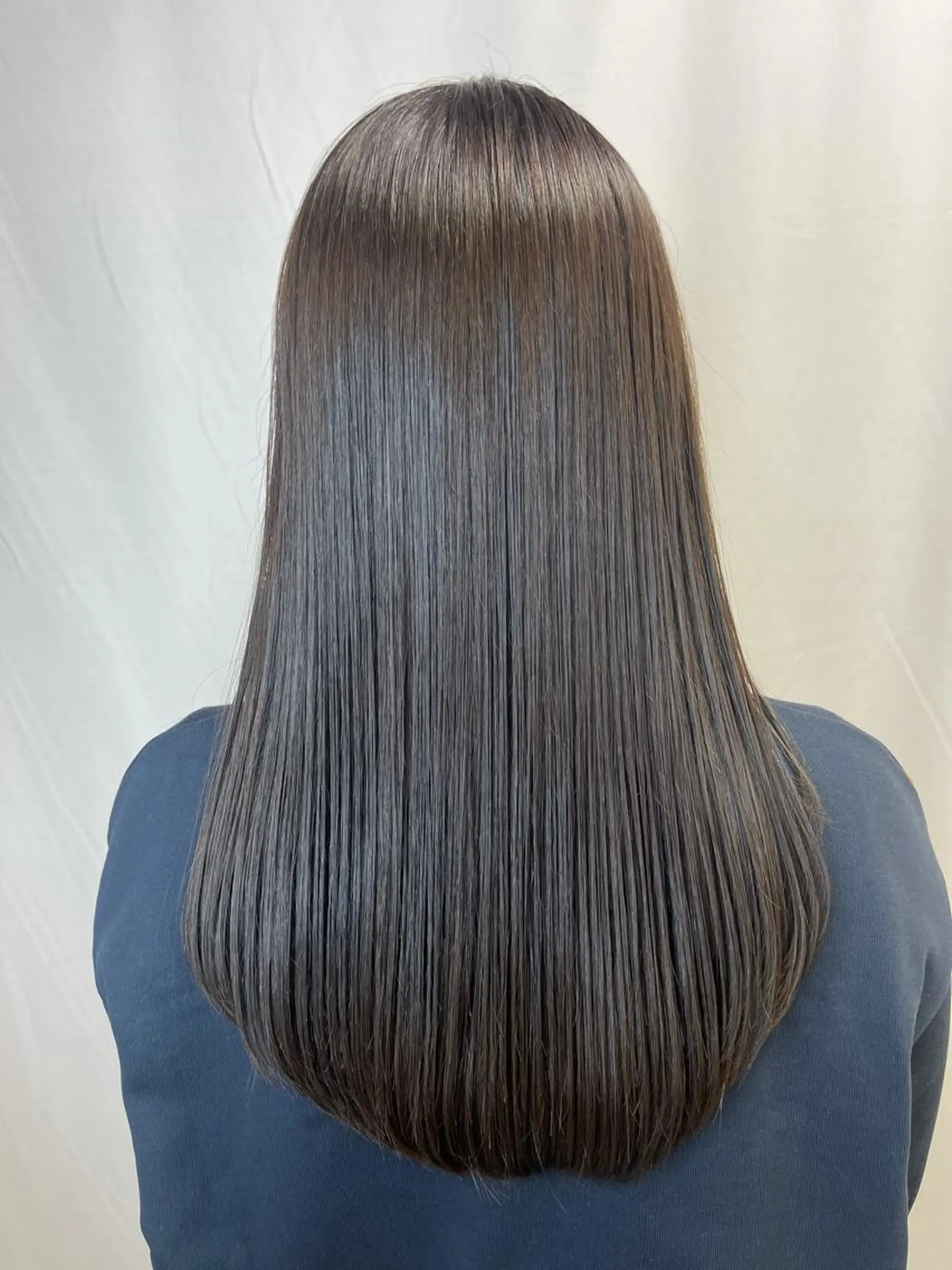 セミロング パーマ カット 縮毛矯正 トリートメント 髪質改善/縮毛矯正 /ブリーチ矯正/岡部のヘアスタイル