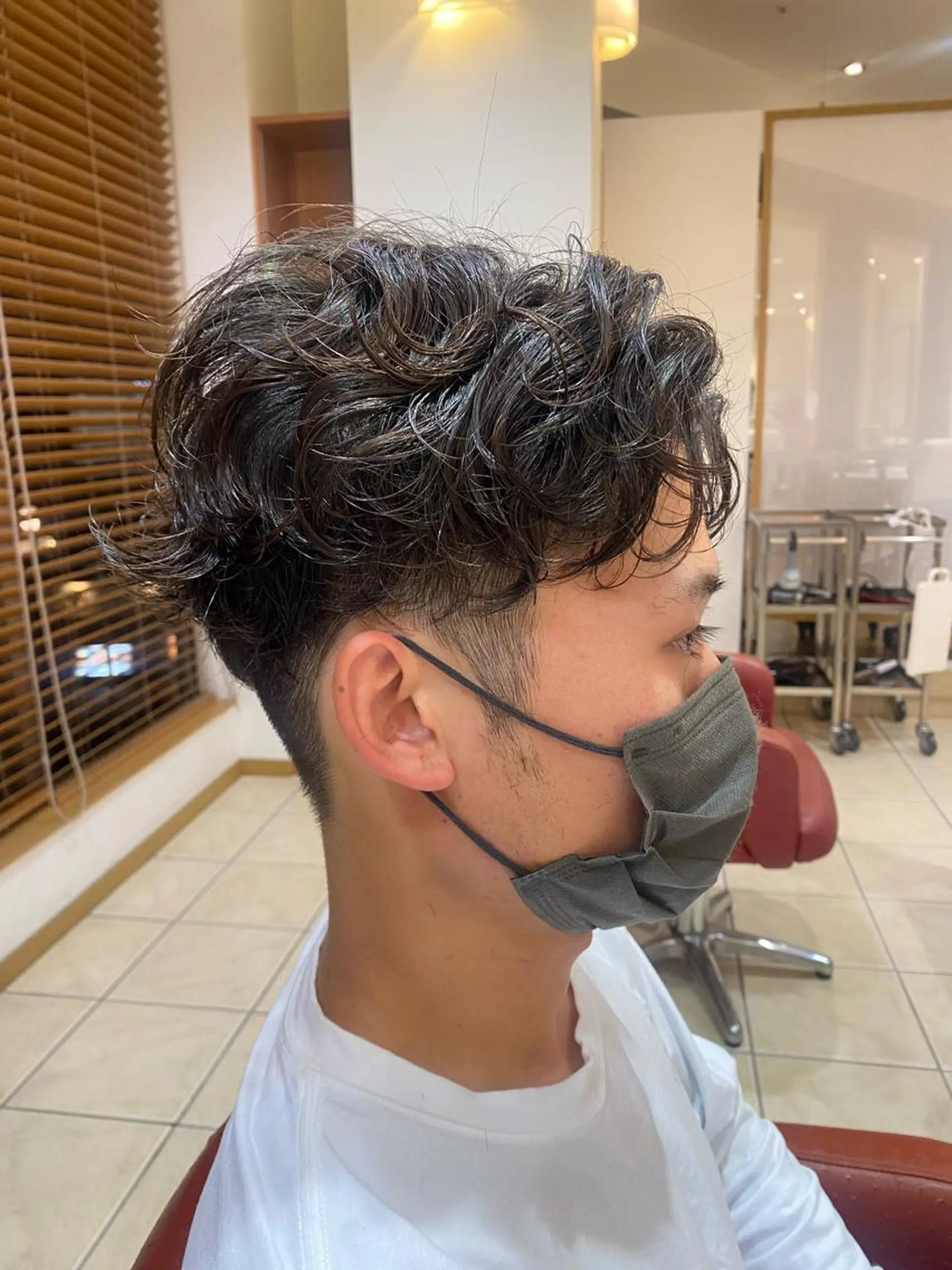 ショート パーマ メンズ センターパート メンズパーマ 金沢美容室 KUSHUKAのヘアスタイル