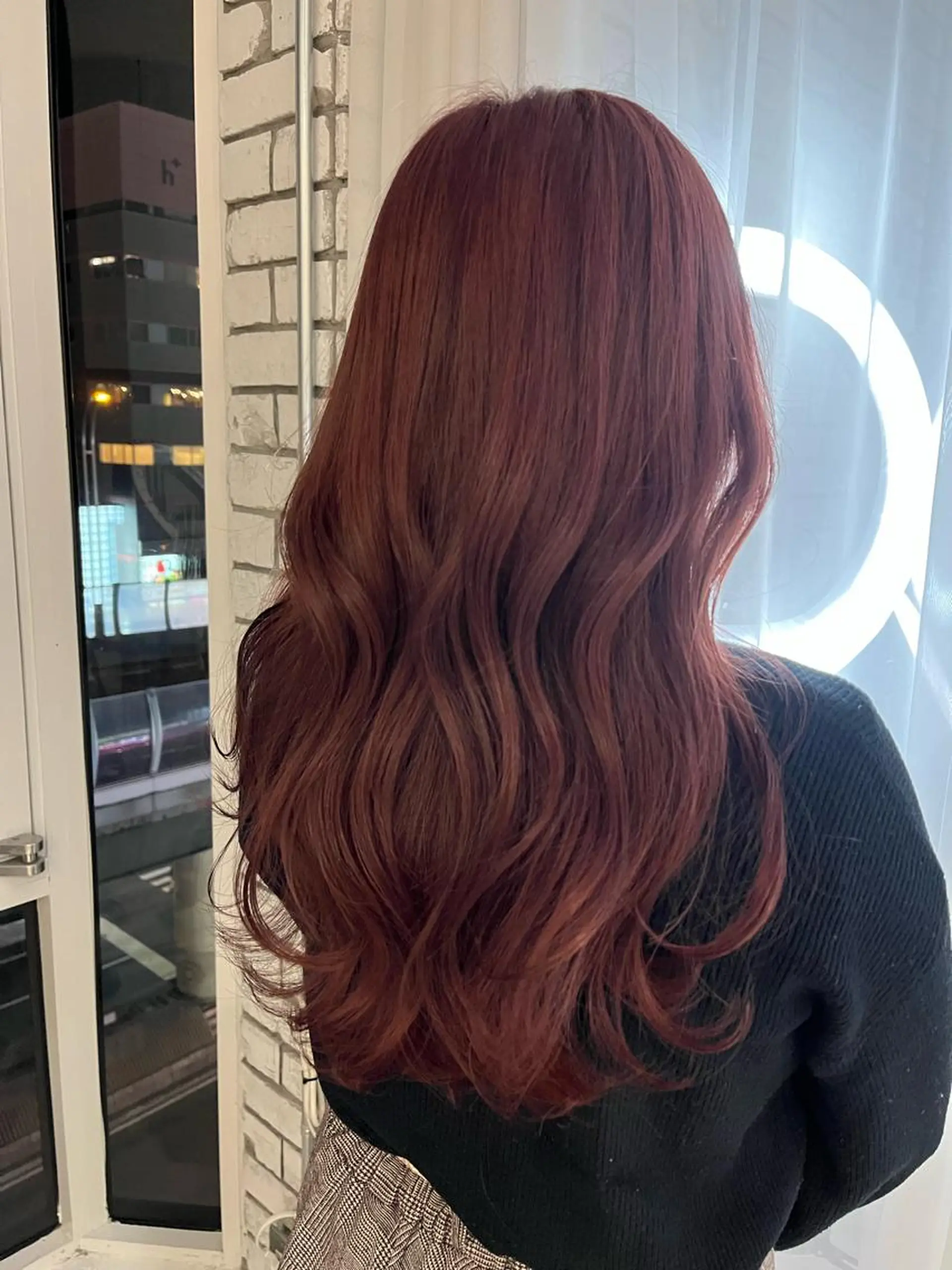 ロング ヘアカラー トリートメント u n aのヘアスタイル