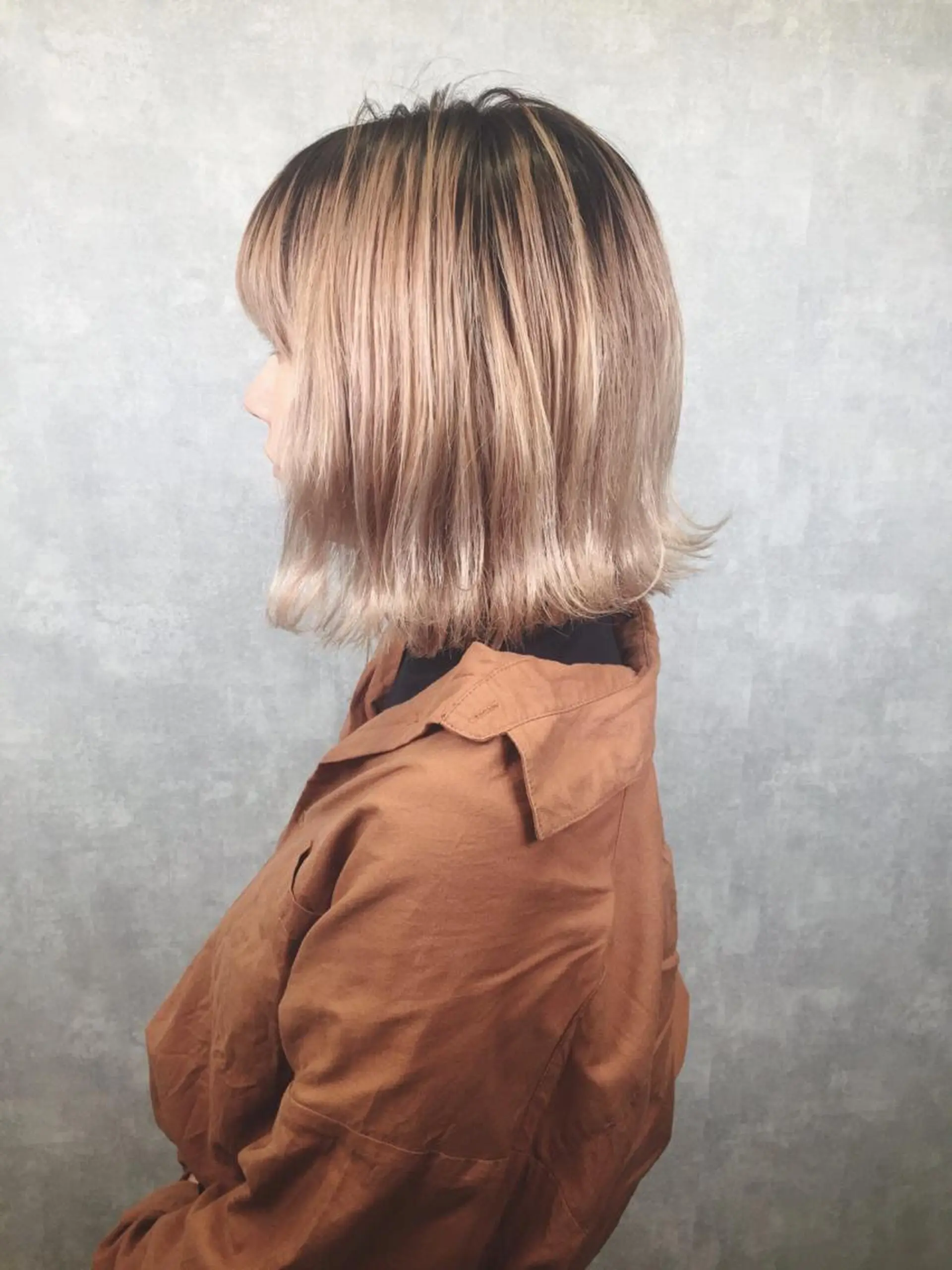 ミディアム カラー ベージュカラー ブリーチ ケアブリーチ カット ヘアカラー 色白に見える暗髪 梅田・増田のヘアスタイル