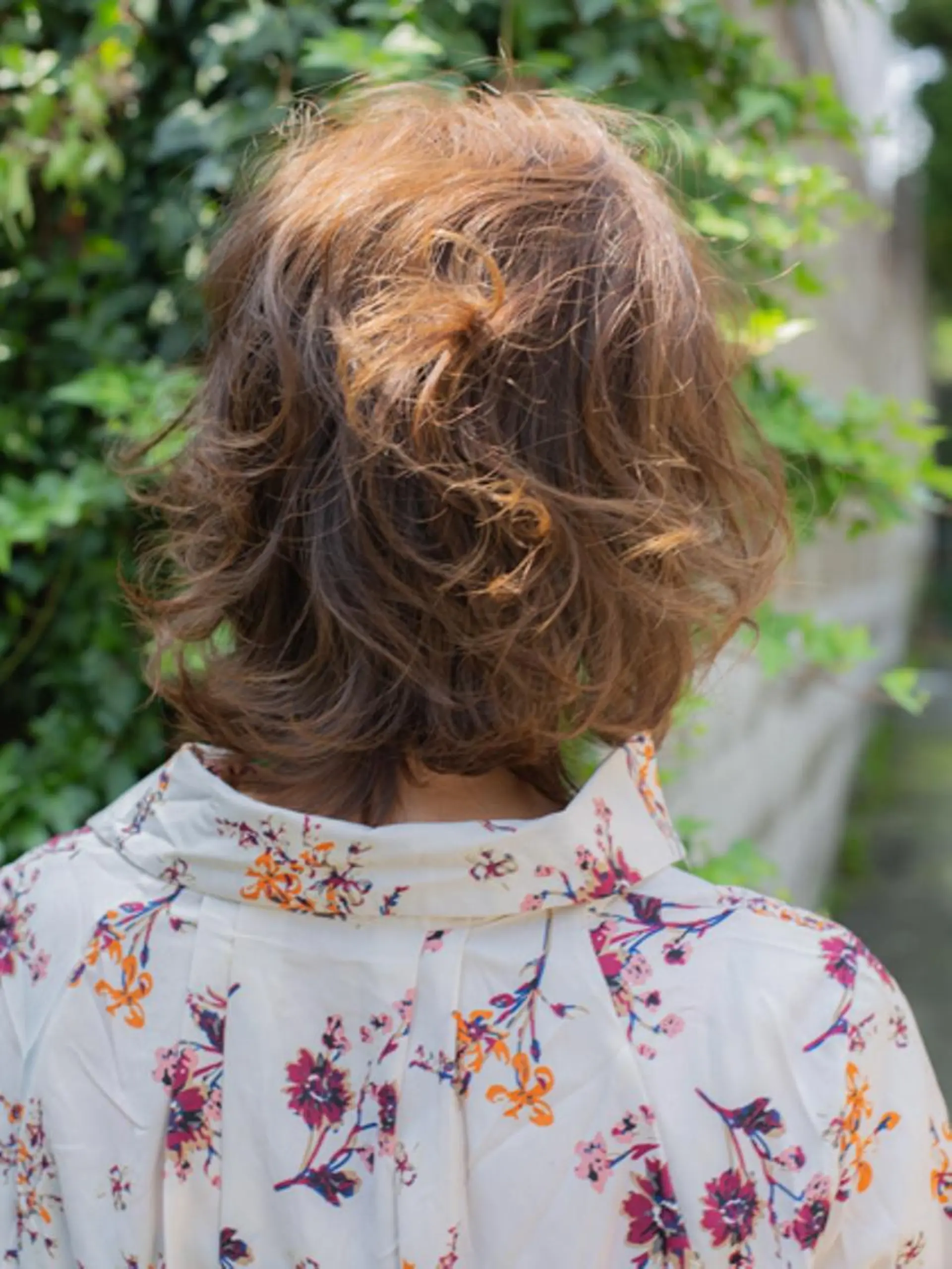 ミディアム パーマ ミディアムパーマ レイヤーカット トリートメント ヘアカラー トリートメント 福島 浩司のヘアスタイル