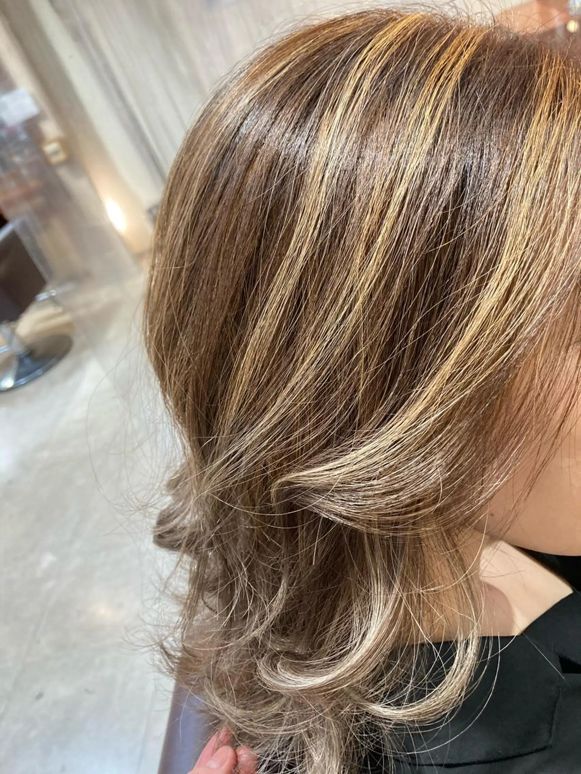 セミロング カラー ハイライトカラー ハイライト 髪質改善/透明感 カラー/内藤有須加のヘアスタイル