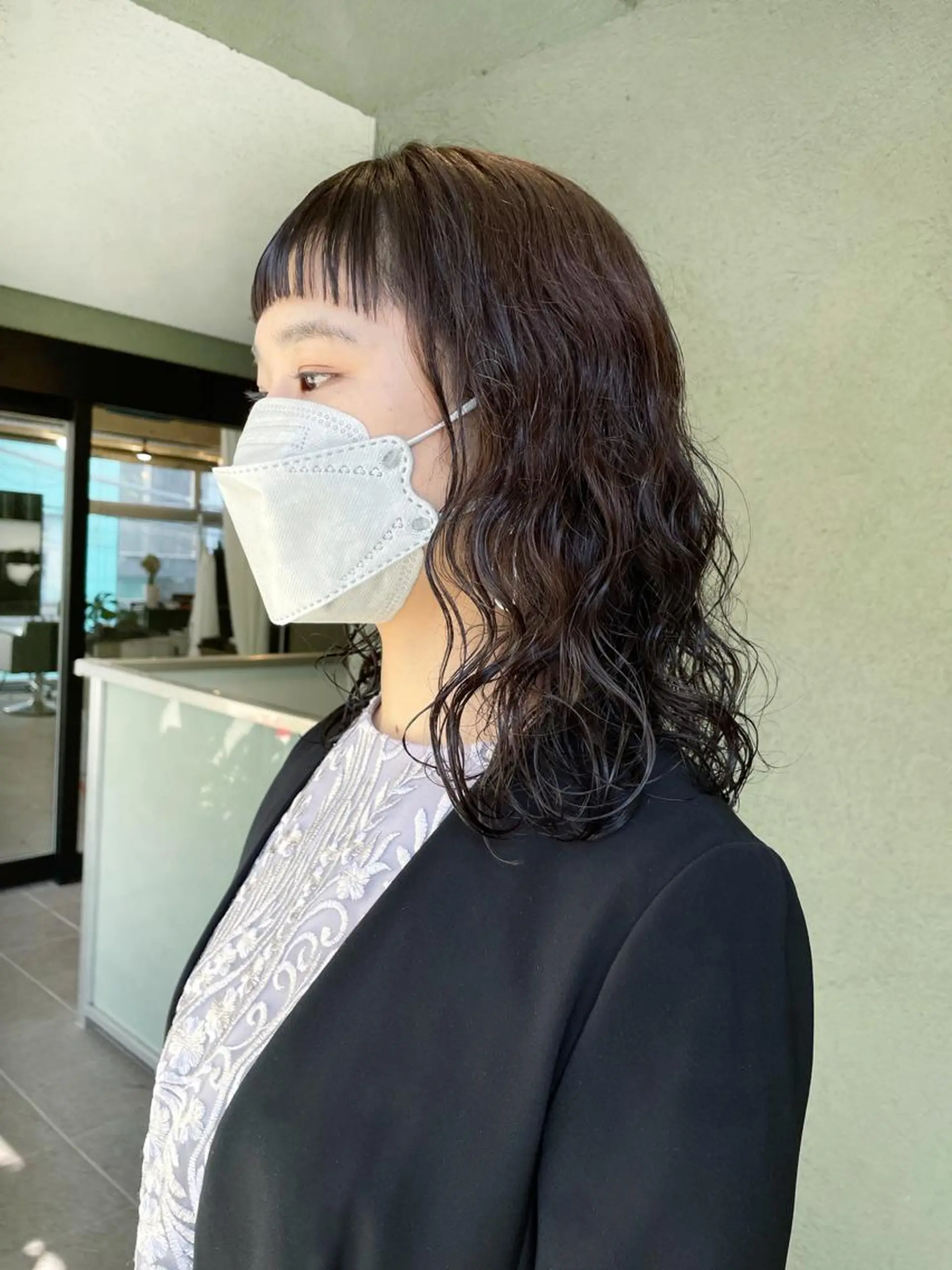 ミディアム カラー パーマ ミディアムパーマ ベージュカラー パープルカラー シルバー シルバーベージュ カット ヘアカラー パーマ HIROKI ” stylistのヘアスタイル