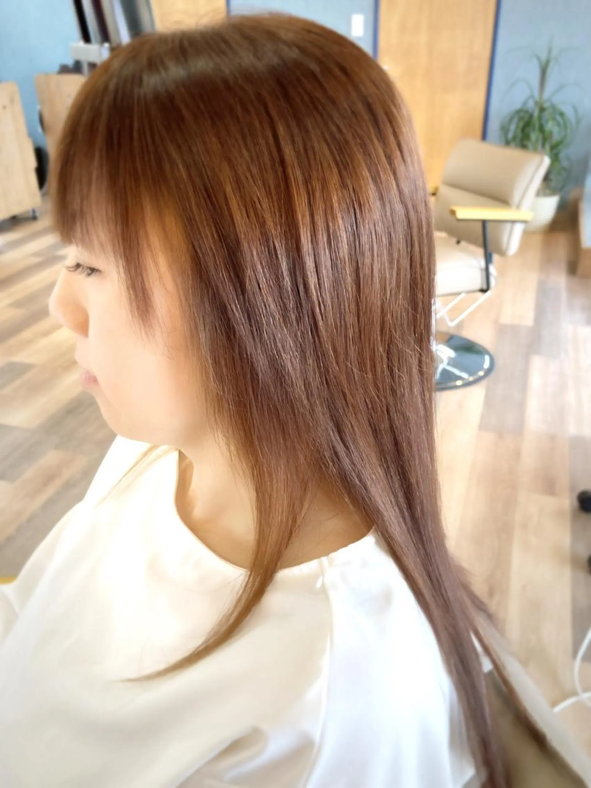 ミディアム 中野 紹江のヘアスタイル