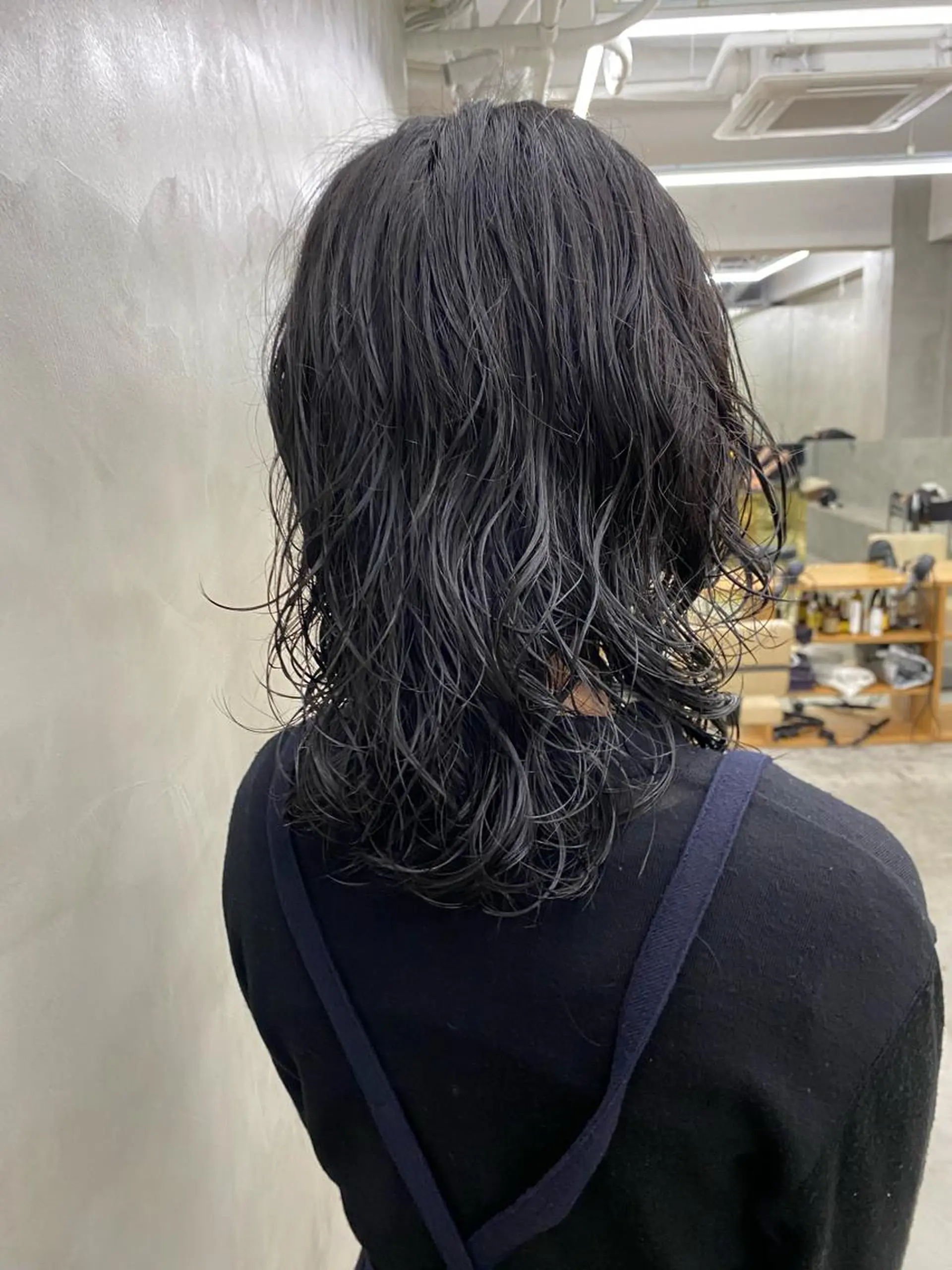 ミディアム カラー ミディアムパーマ バレイヤージュ ブリーチ ケアブリーチ デザインカラー yiye 青山所属・無料カットモデル募集 🌱ひょうがのヘアスタイル