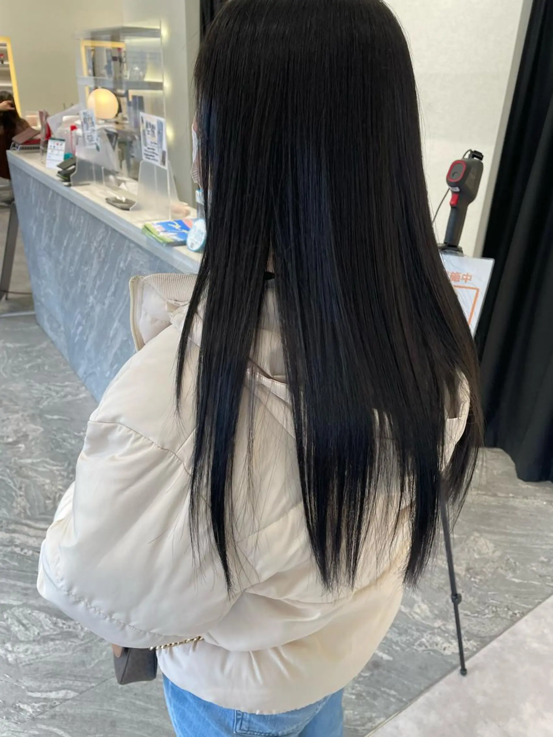 ロング karin/インナー カラー/北名古屋市のヘアスタイル