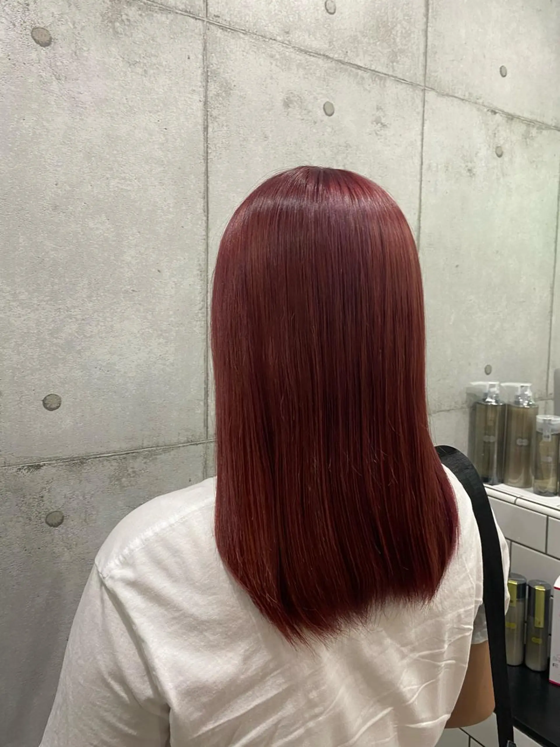 ミディアム newi赤羽 HINATAのヘアスタイル