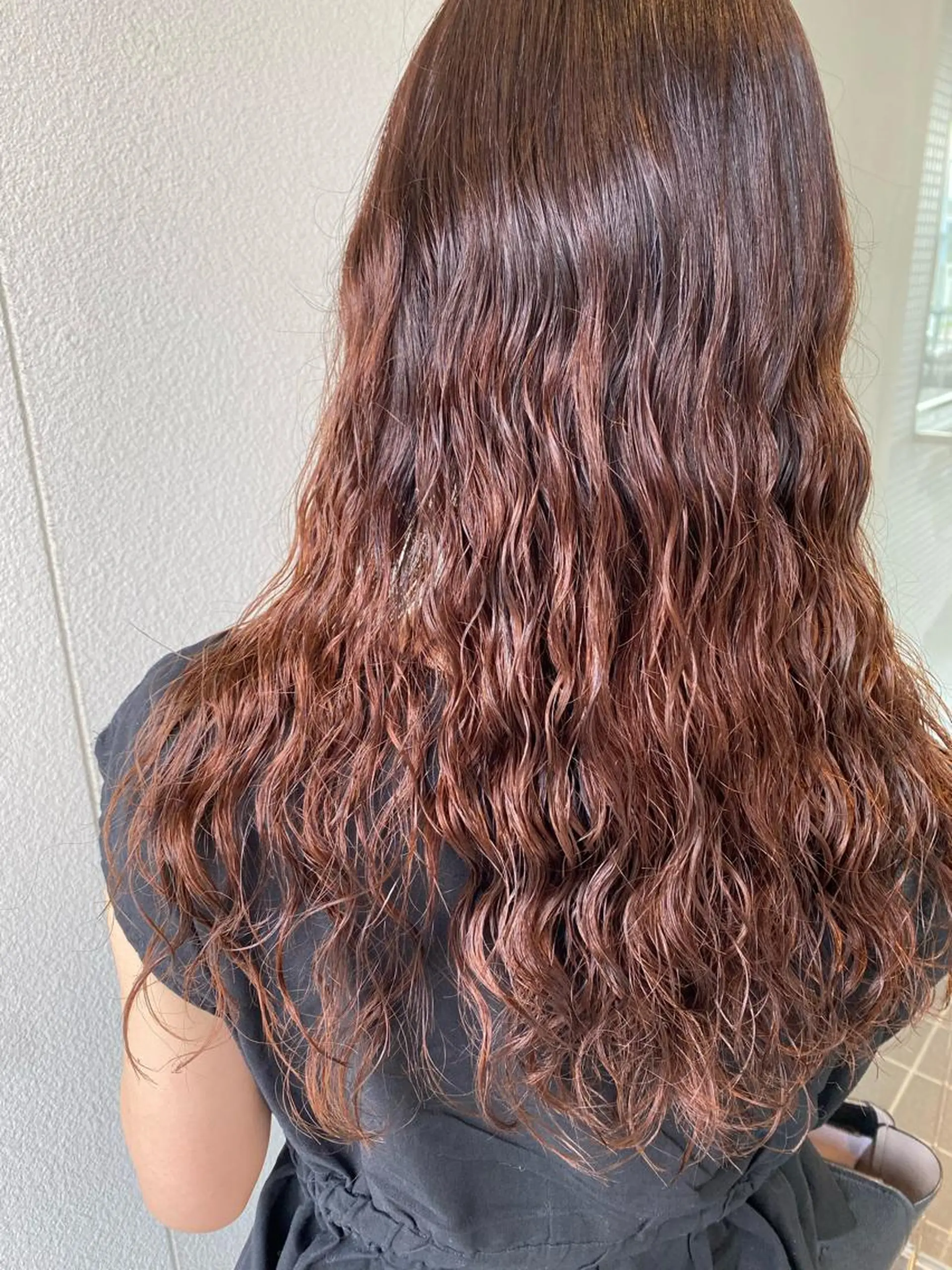 ロング パーマ 多河 遥のヘアスタイル