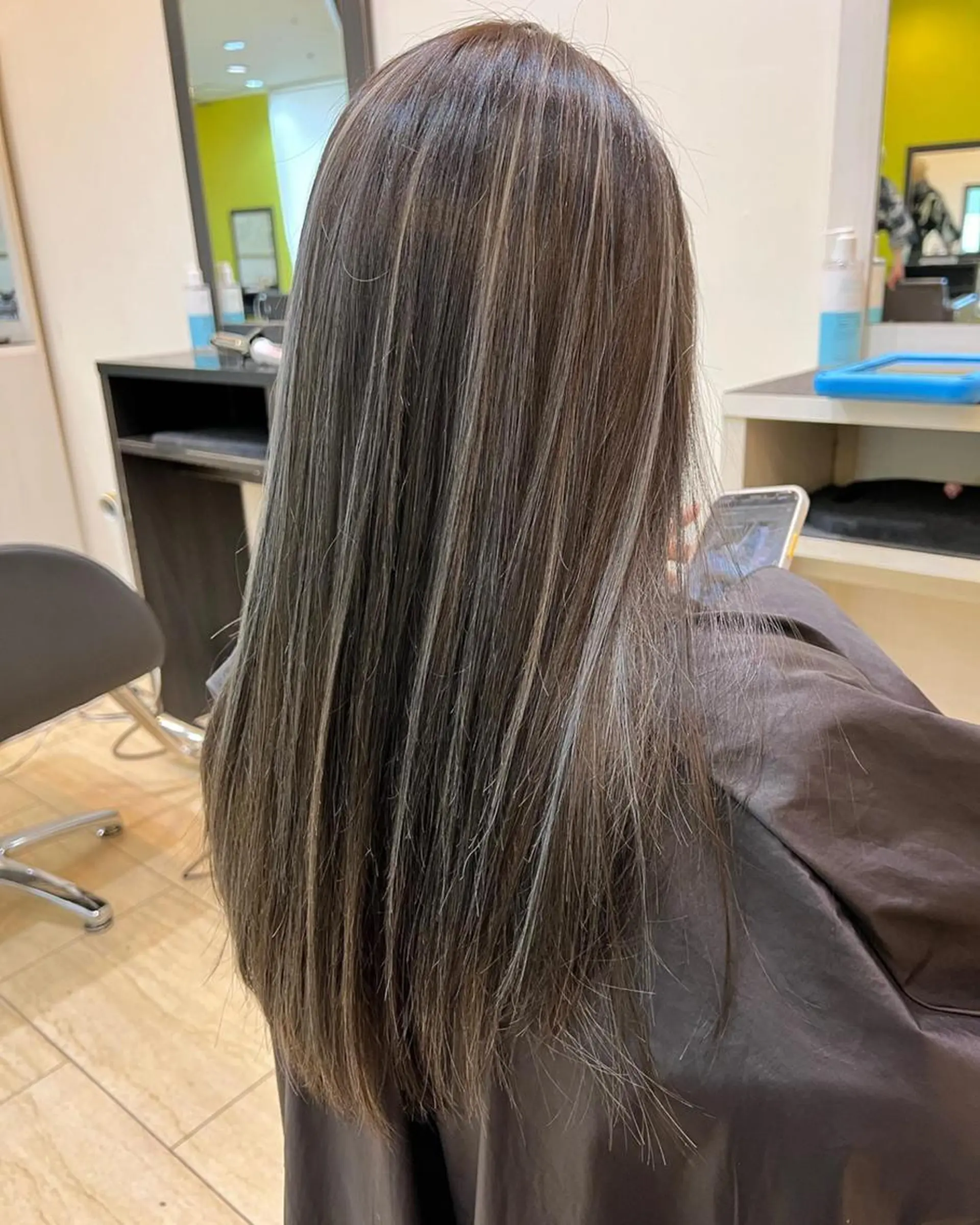 ショート カラー パーマ ヘアアレンジ メンズ メンズバレイヤージュ メンズブリーチ メンズハイライト メンズハイトーン メンズインナーカラー yasu ヤスのヘアスタイル