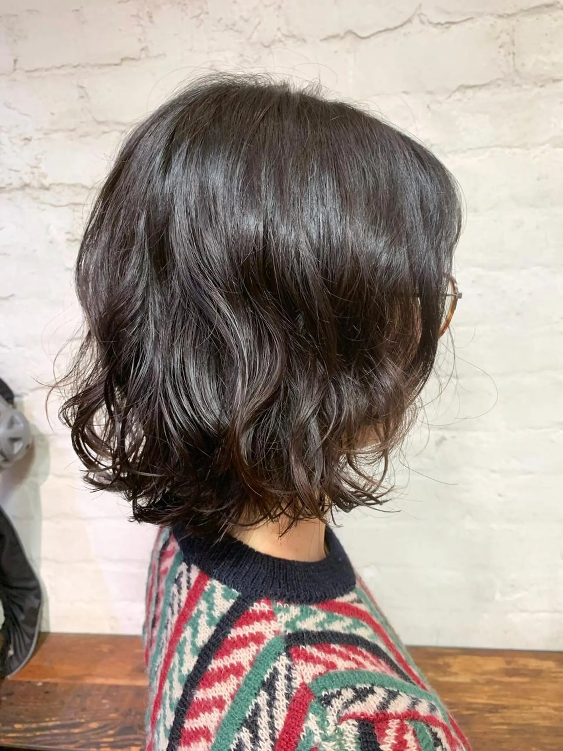 ミディアム パーマ 切りっぱなしボブ ミディアムパーマ ボブ ウルフカット 銀座No.1髪質改善 縮毛矯正/本木のヘアスタイル