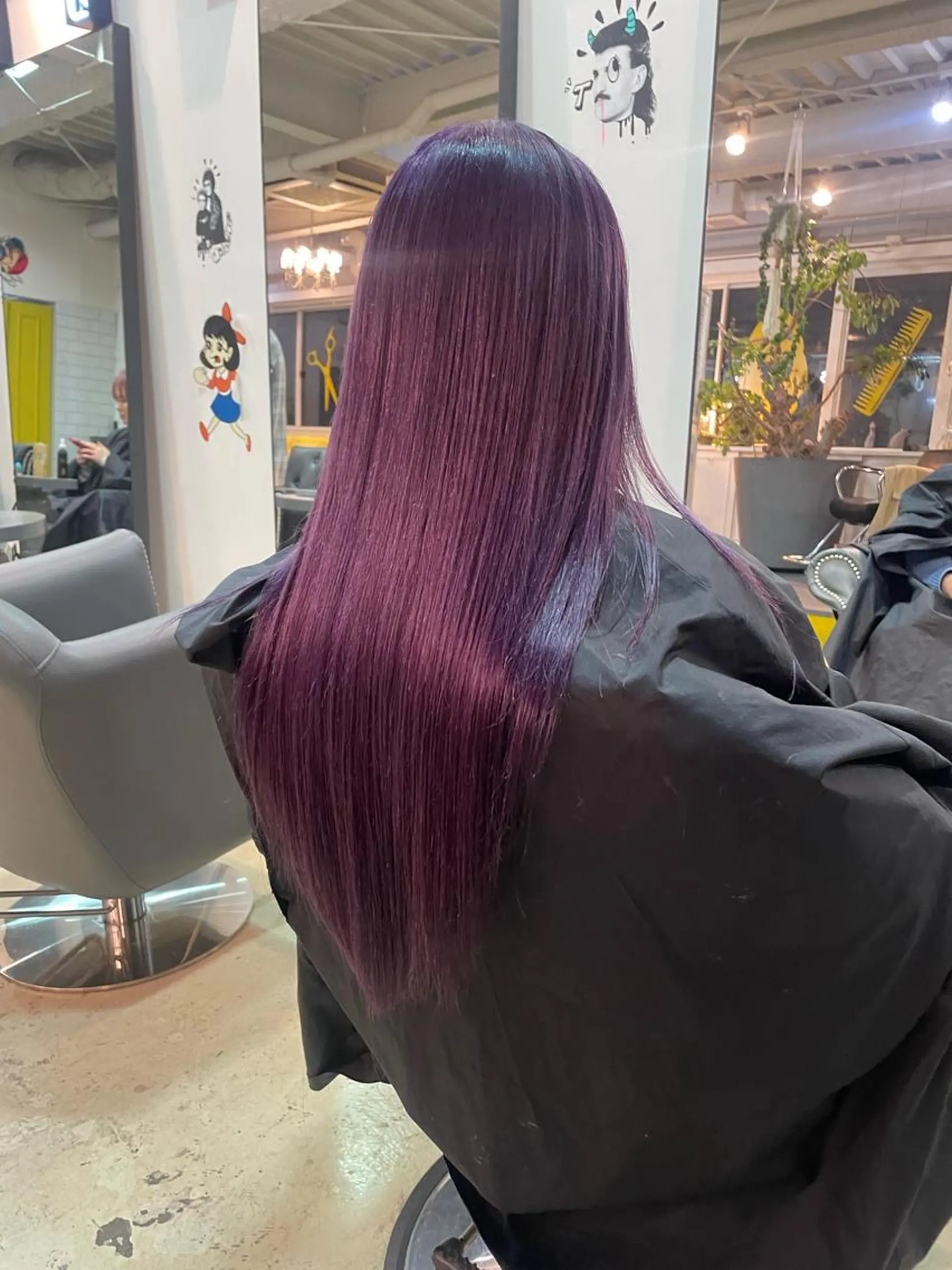 ロング カラー ベージュカラー ブリーチ ラベンダーカラー ミルクティーベージュ ピンクカラー hen所属・心斎橋/レイヤー/ ブリーチ/モエのヘアスタイル