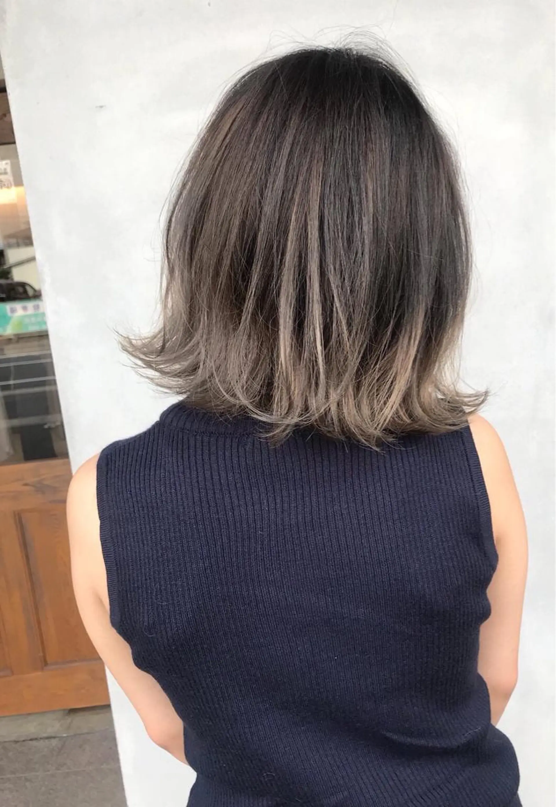 ミディアム カラー glad hairのヘアスタイル